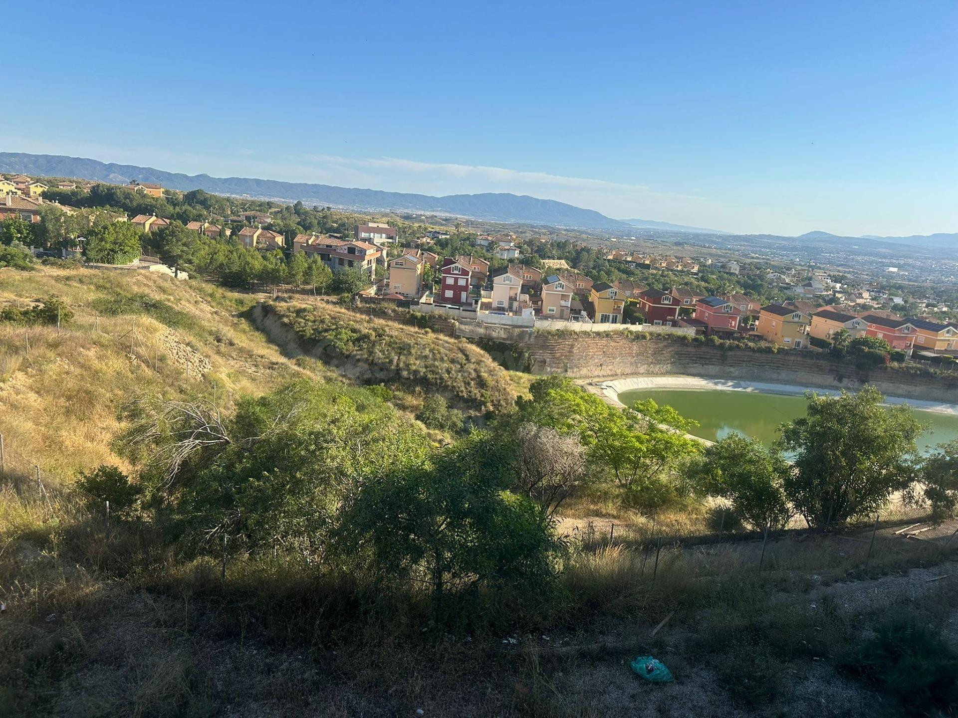 Terreno en venta en Avenida del Golf - foto 2