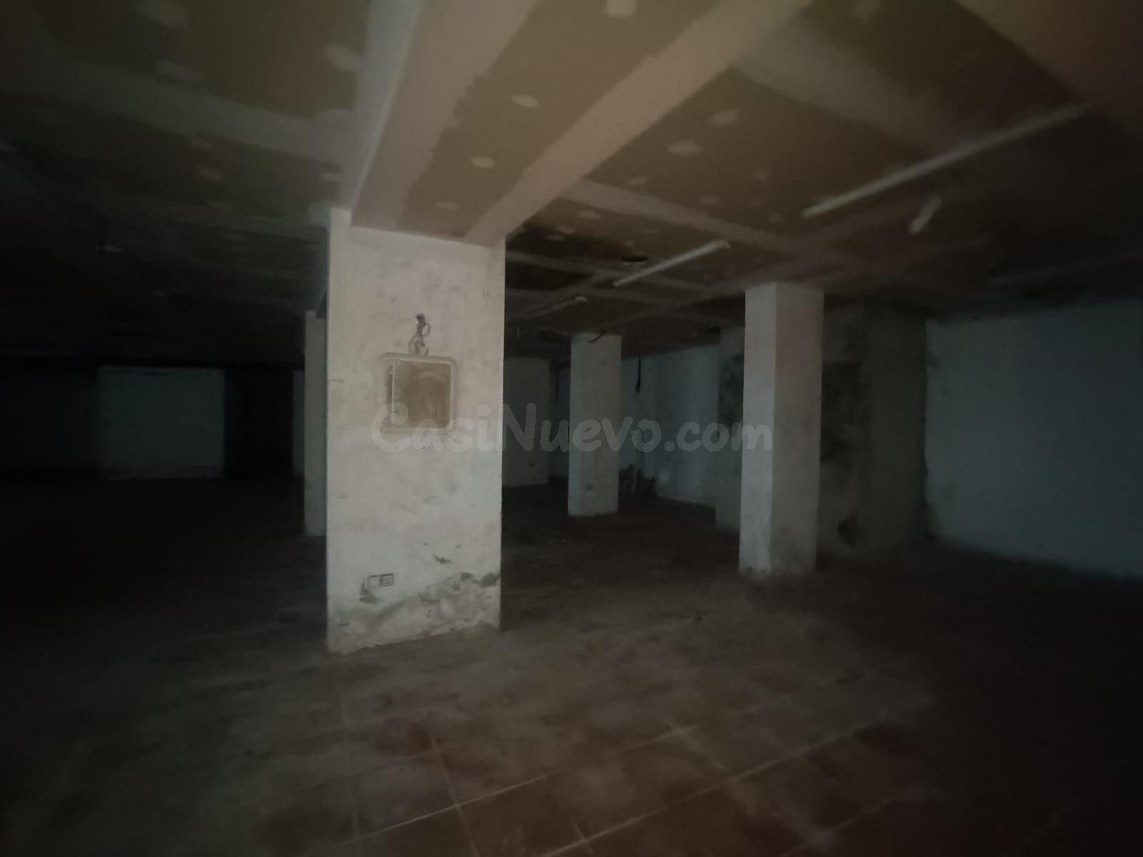 Venta de local comercial en la calle Simón Bolívar en Pontev - foto 4
