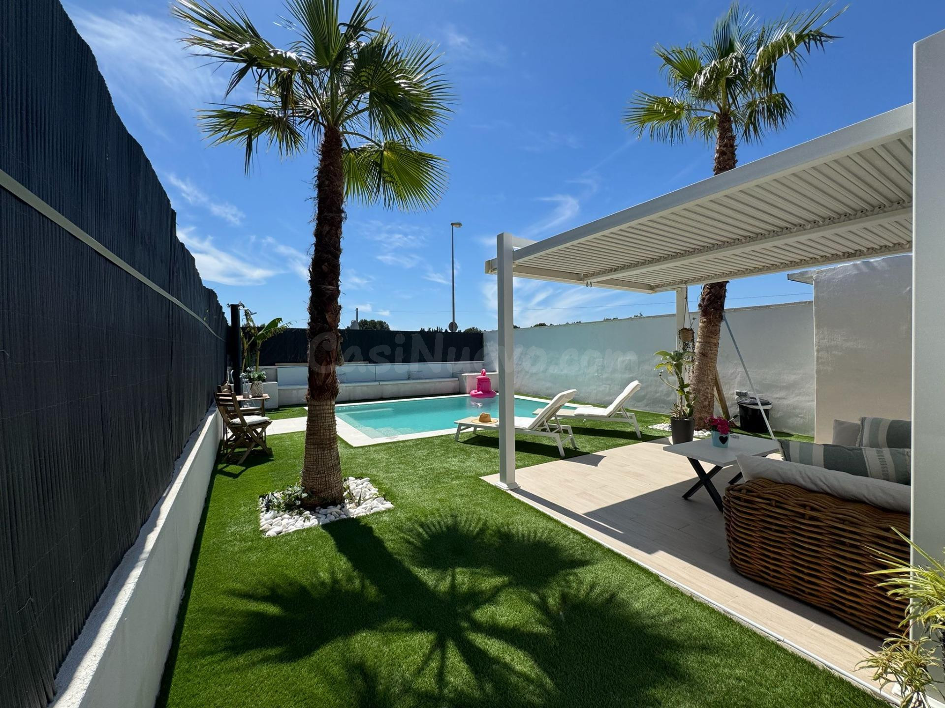 CHALET PAREADO CON PISCINA PRIVADA EN LOS OLIVOS - foto 3