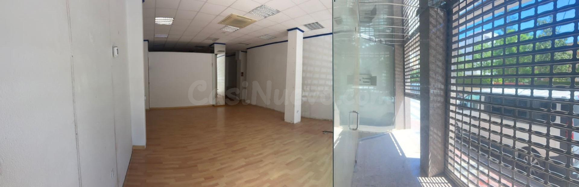 LOCAL COMERCIAL LISTO PARA MONTAR TU NEGOCIO EN  EL CENTRO