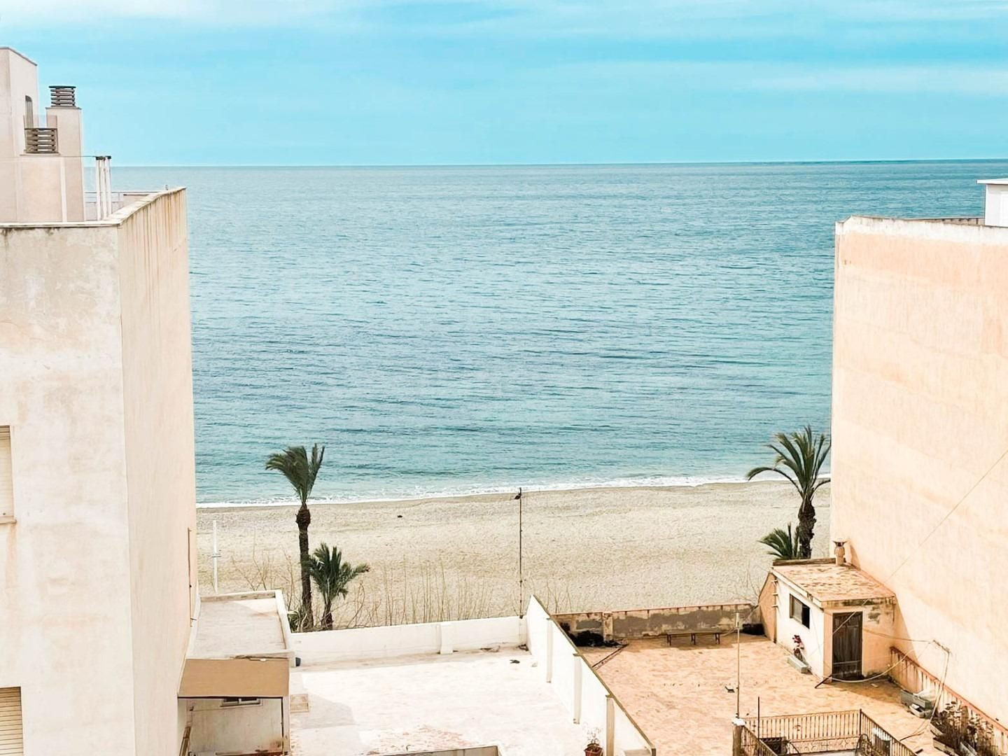 EDIFICIO A LA VENTA EN ÁGUILAS