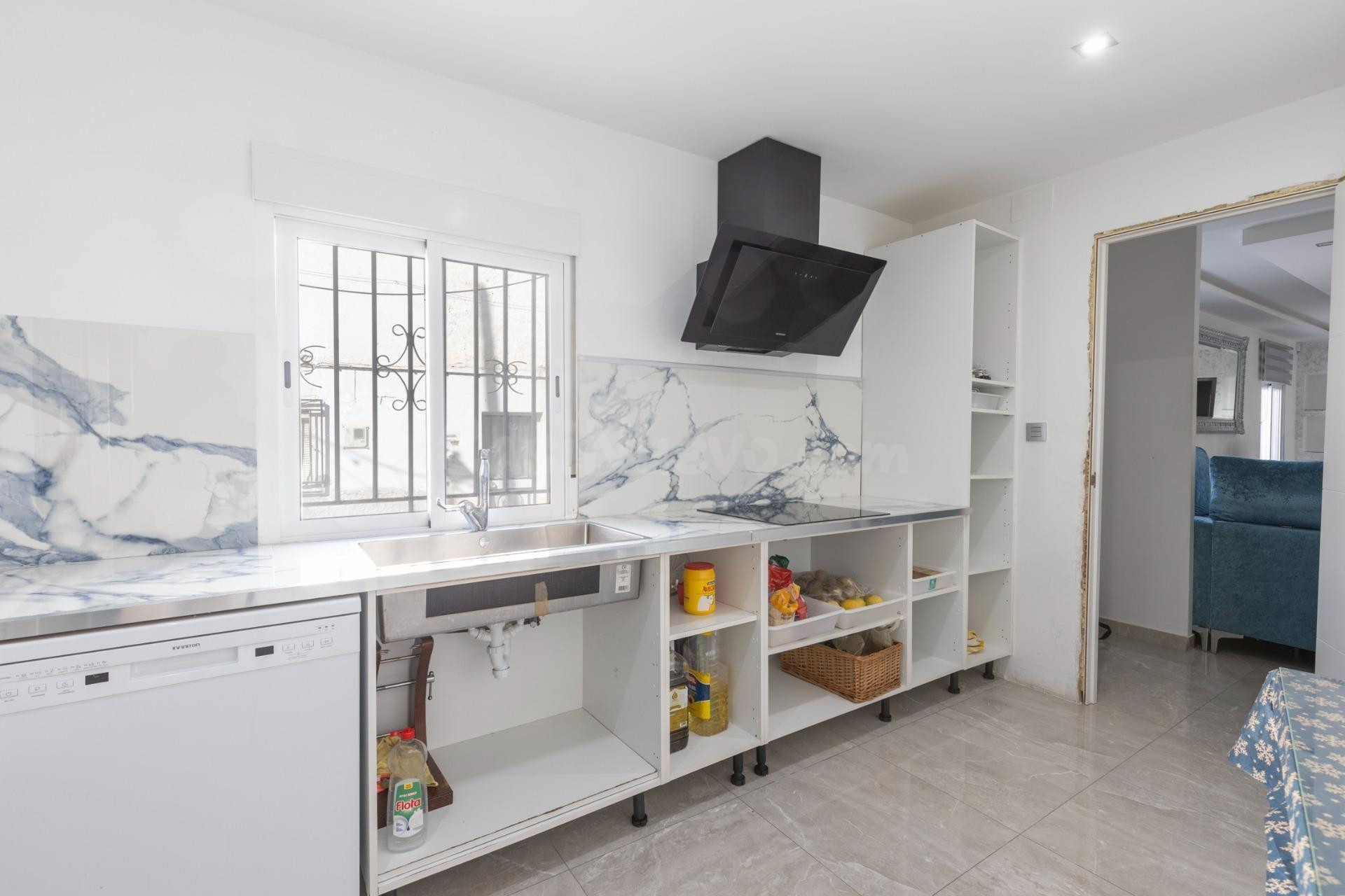 ¡¡¡CASA REFORMADA EN ALHENDÍN!! - foto 4