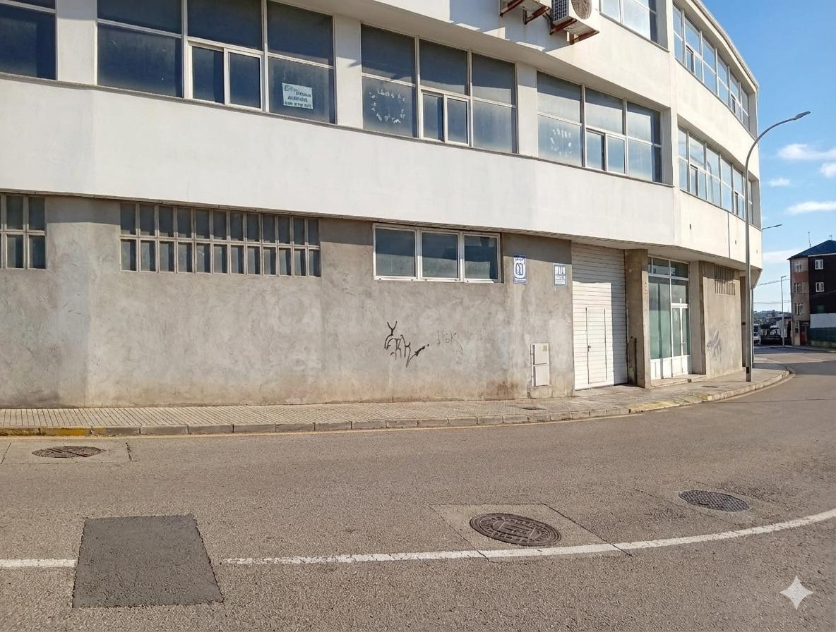 Local comercial 244m² en venta - Pardinas