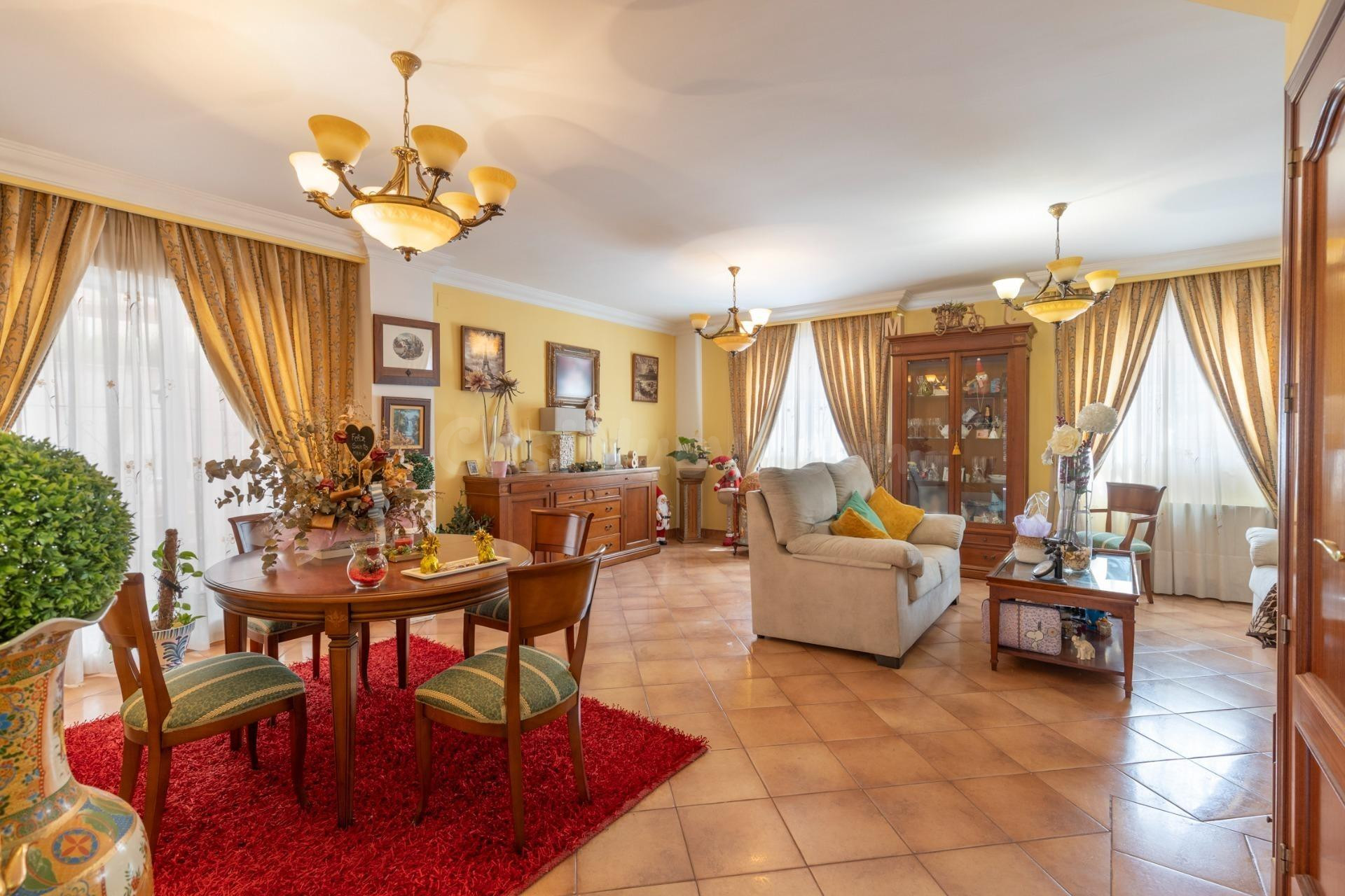 ¡¡CHALET PAREADO CON PISCINA POR SOLO 289.900€!!! - foto 3