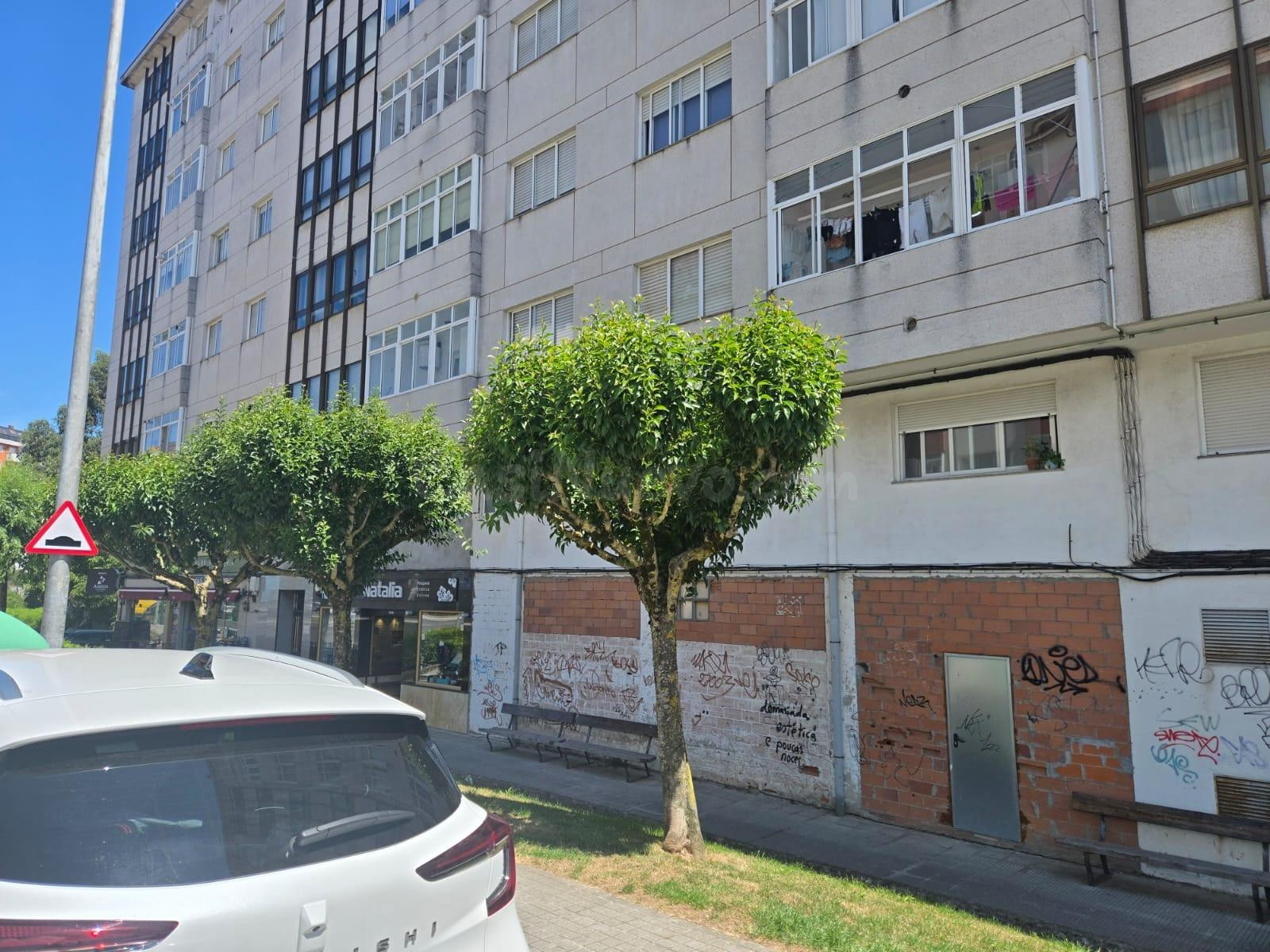 LOCAL EN VENTA EN LUGO. OPORTUNIDAD DE INVERSÓN. - foto 3
