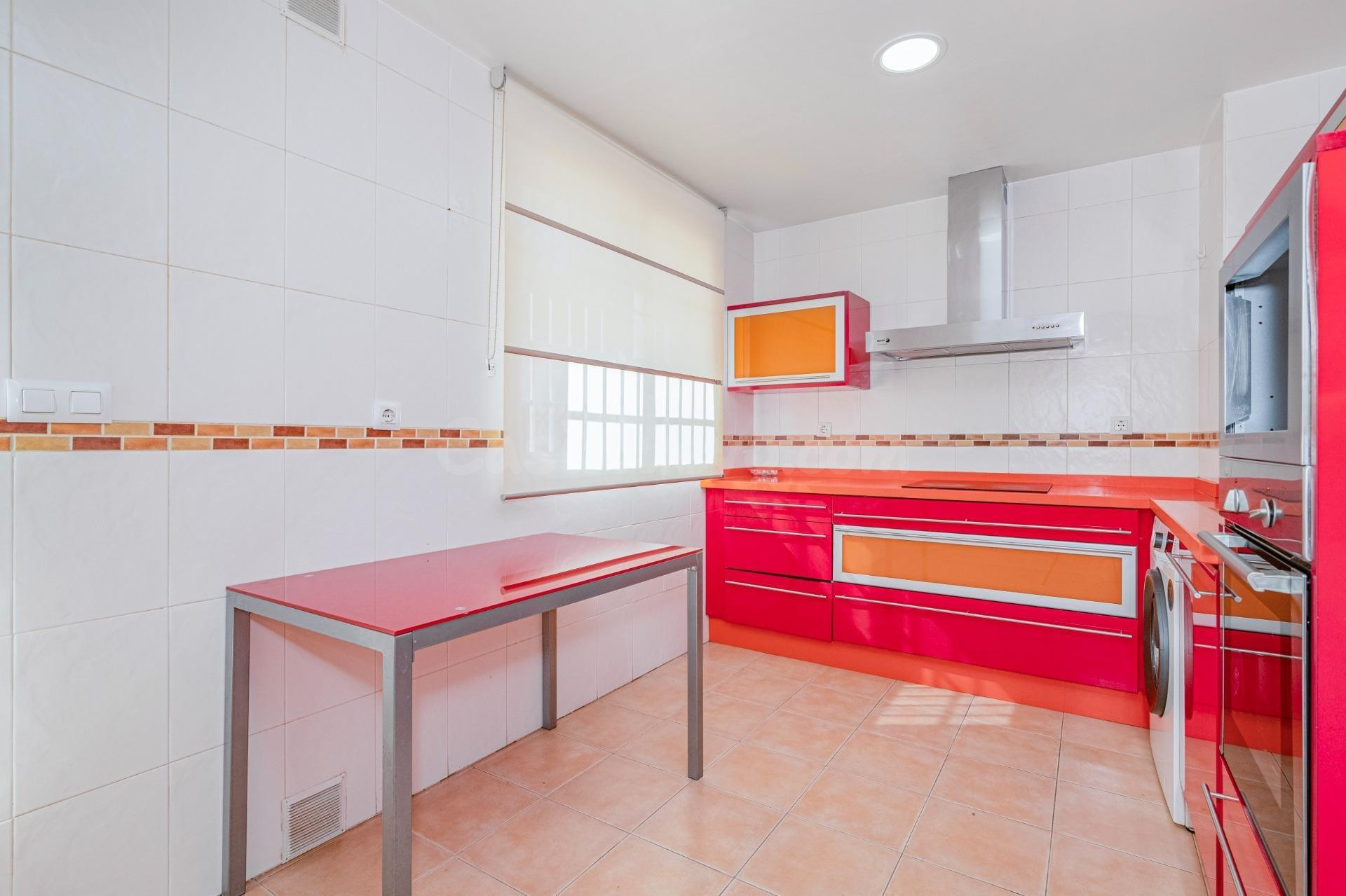 PRECIOSA CASA PAREADA EN JUN - foto 5