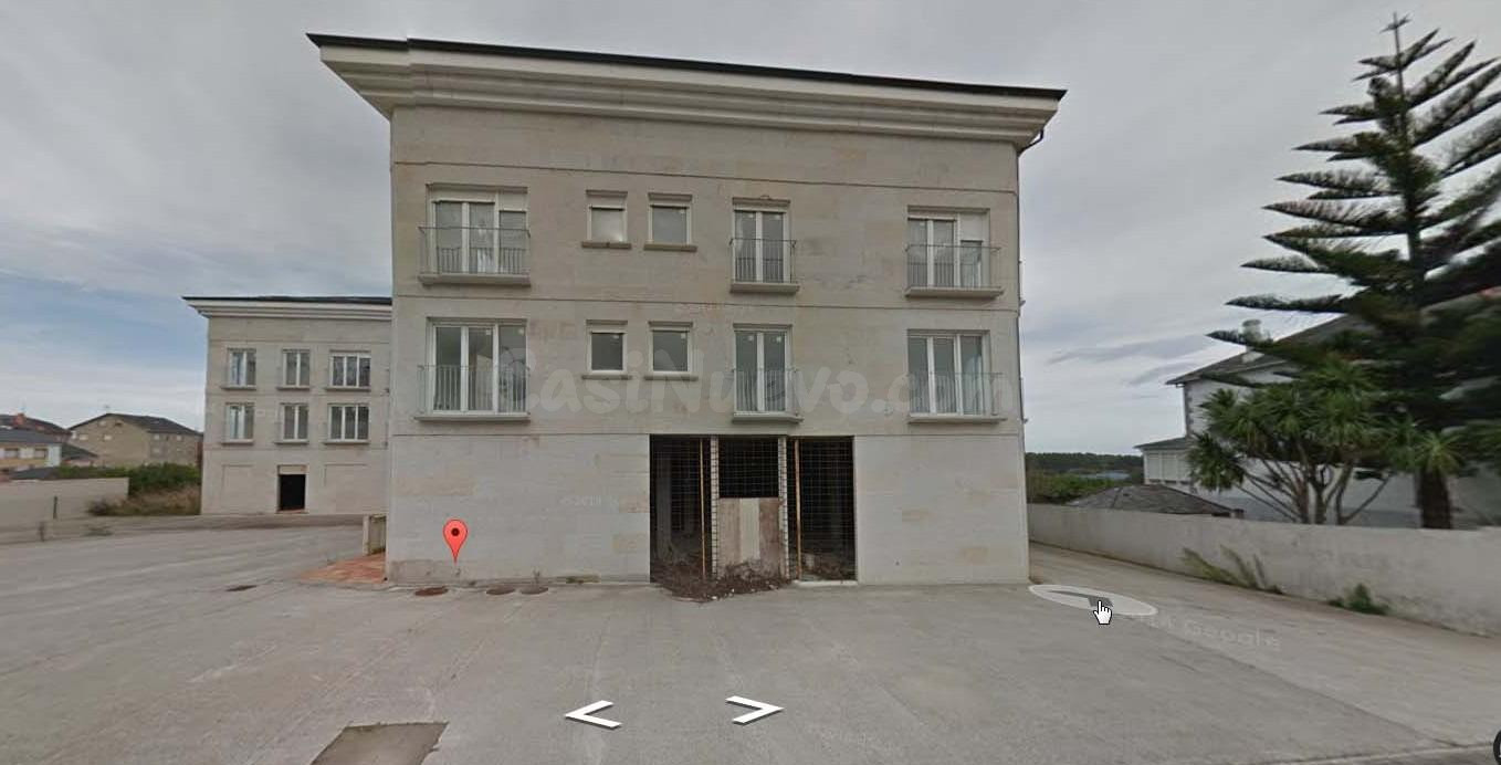 LOCAL COMERCIAL EN BARREIROS (LUGO)