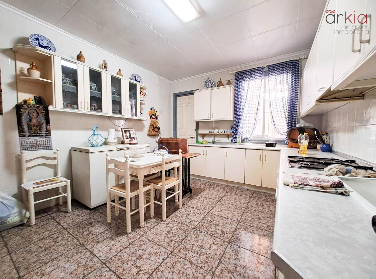 CASA EN SOLAR DE 145M2