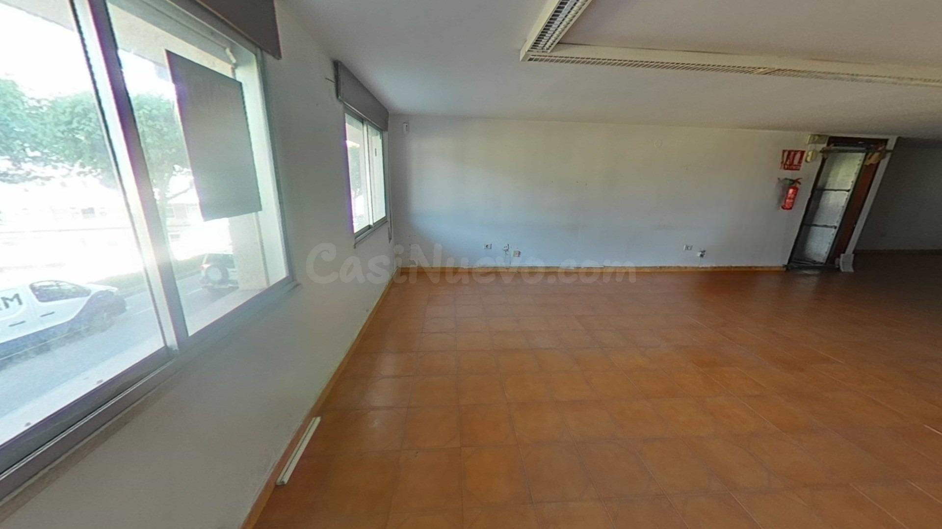 Oportunidad en el centro de Lugo: local comercial en entrepl - foto 3