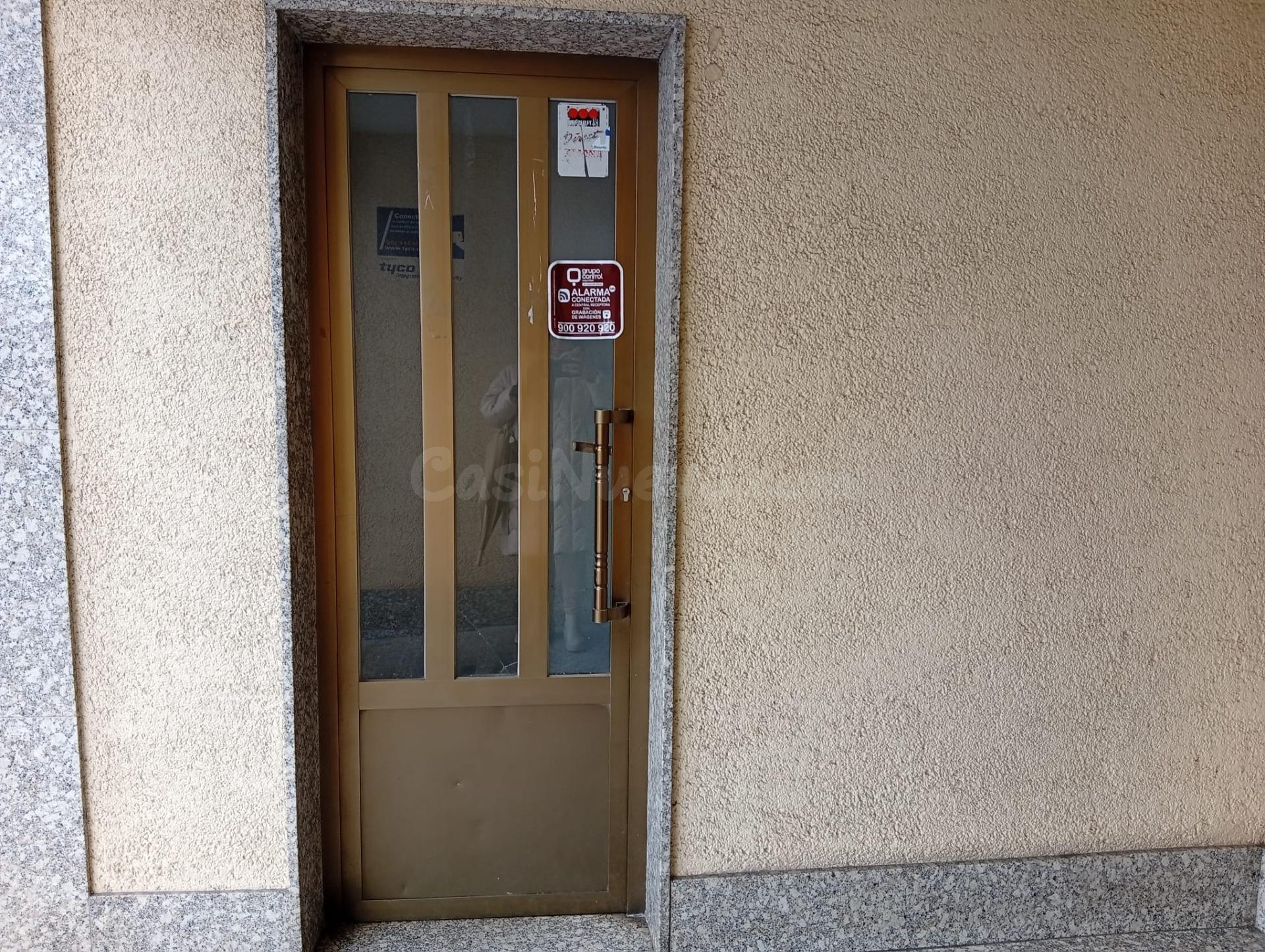 Oportunidad en el centro de Lugo: local comercial en entrepl - foto 4