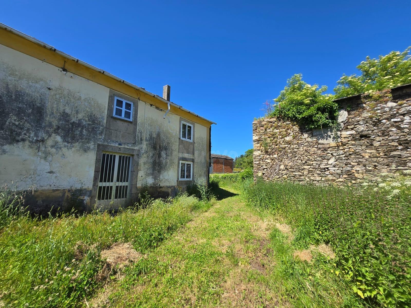 Se vende casa con gran finca en Vilalba, Lugo - foto 3