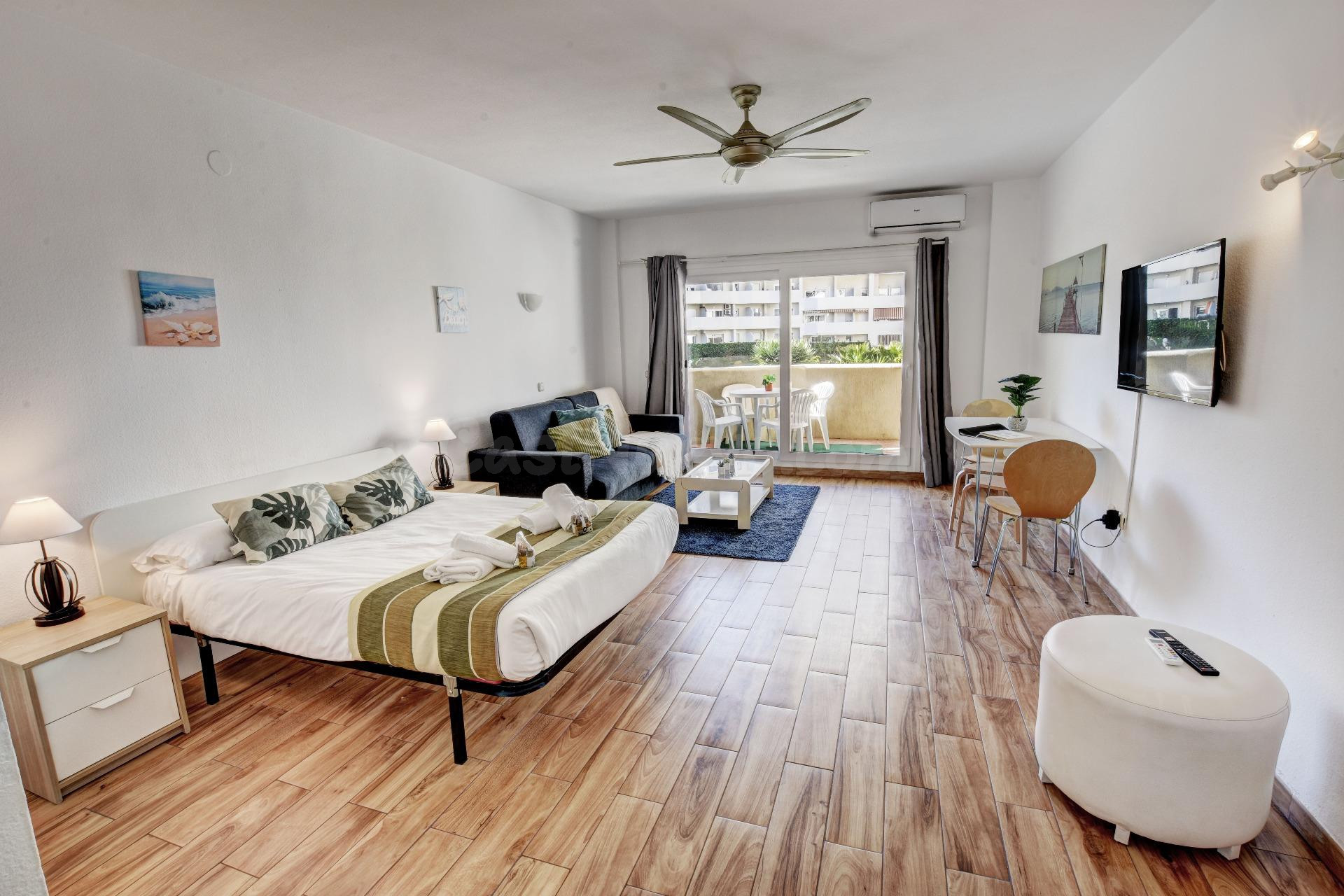 Estudio Suite en Benal Beach con terraza en Benalmádena - foto 3