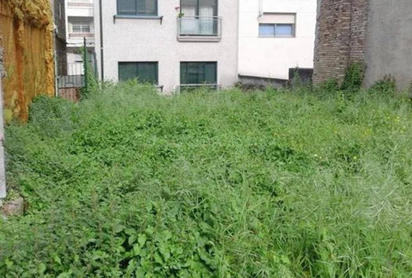 Parcela en venta situada en calle Levante (Vigo)