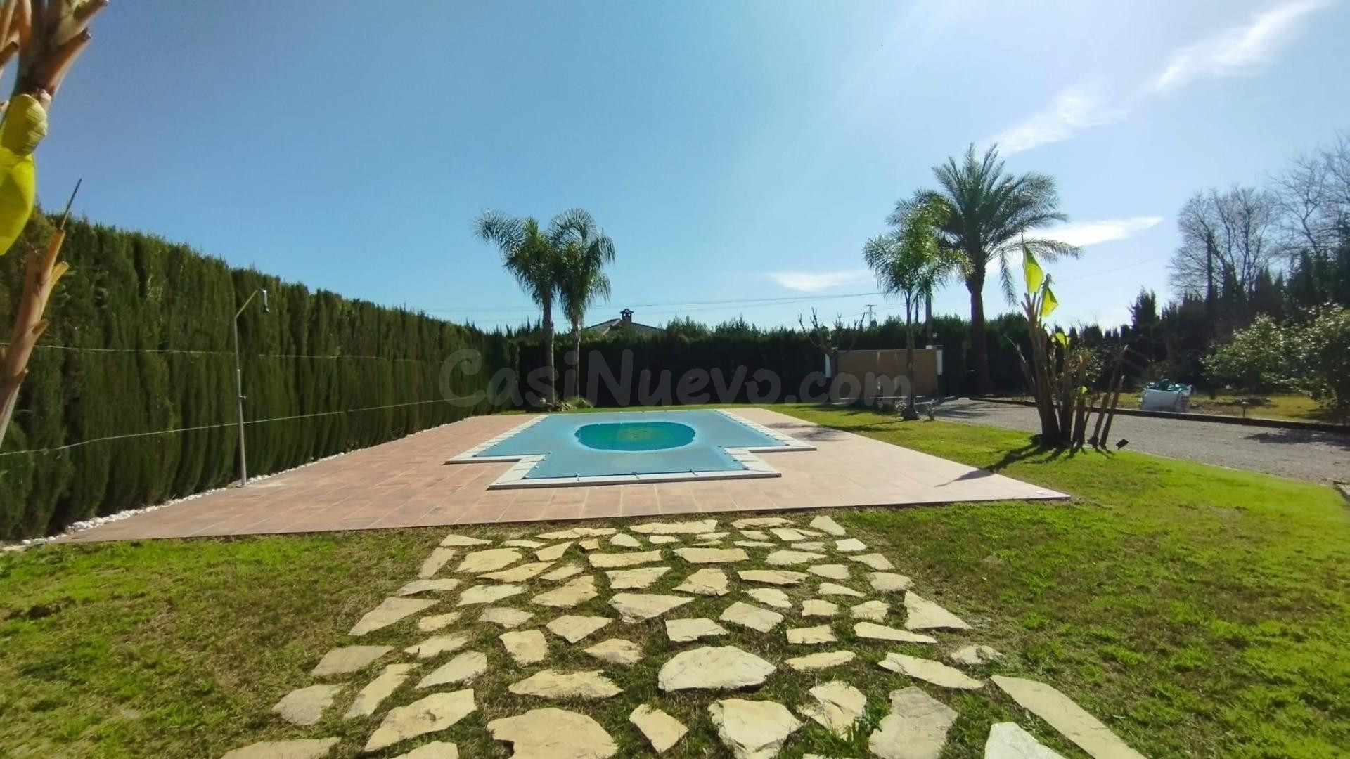 ESPECTACULAR CASA CON 2.500 M2 DE PARCELA , CORDOBA