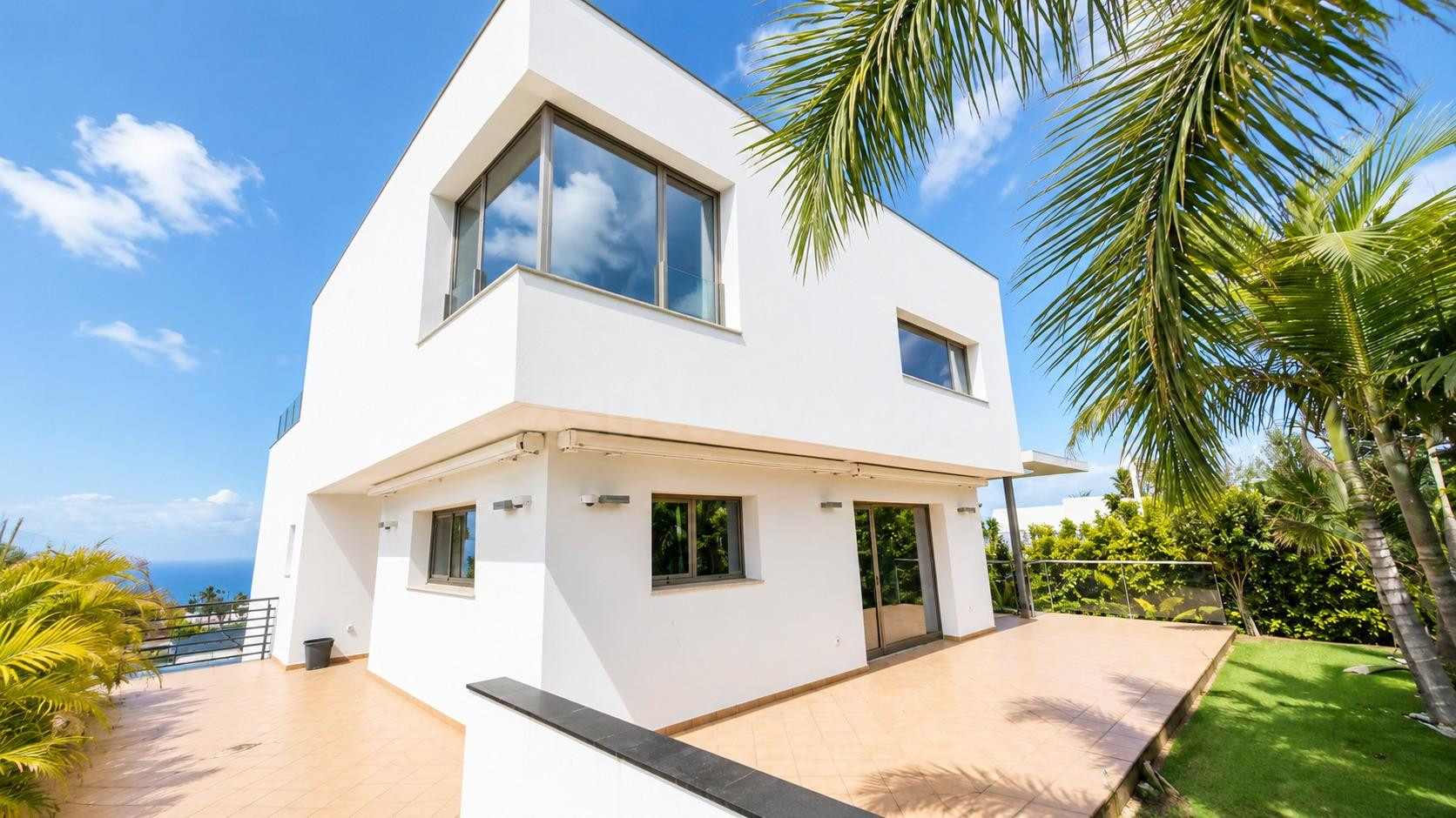 ¡Tu Paraíso Personal! Villa Moderna Independiente con Vista 