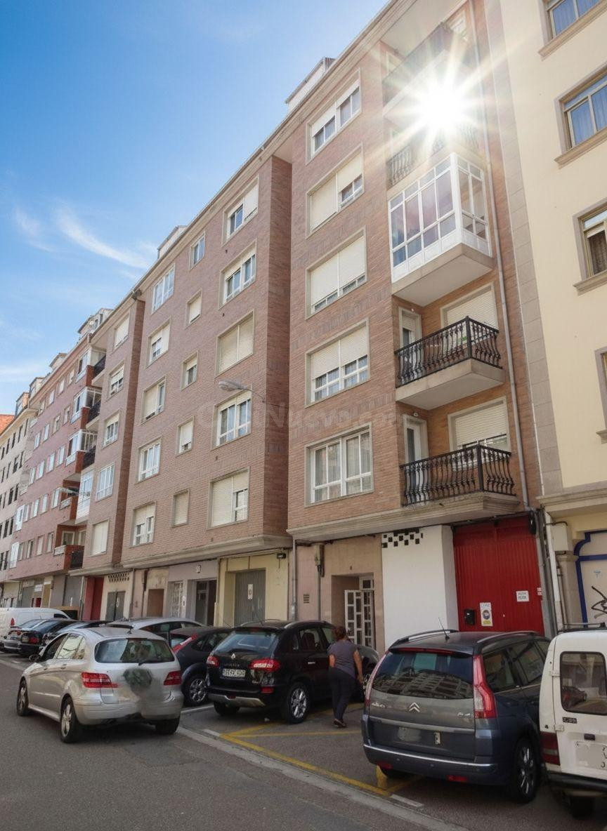 OPORTUNIDAD Piso con trastero en Vilagarcía de Arousa VPO - foto 4