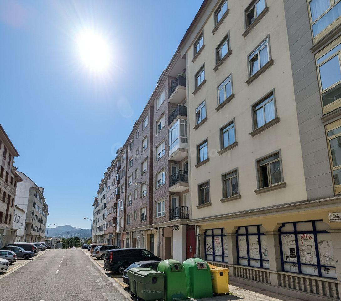 OPORTUNIDAD Piso con trastero en Vilagarcía de Arousa VPO - foto 5