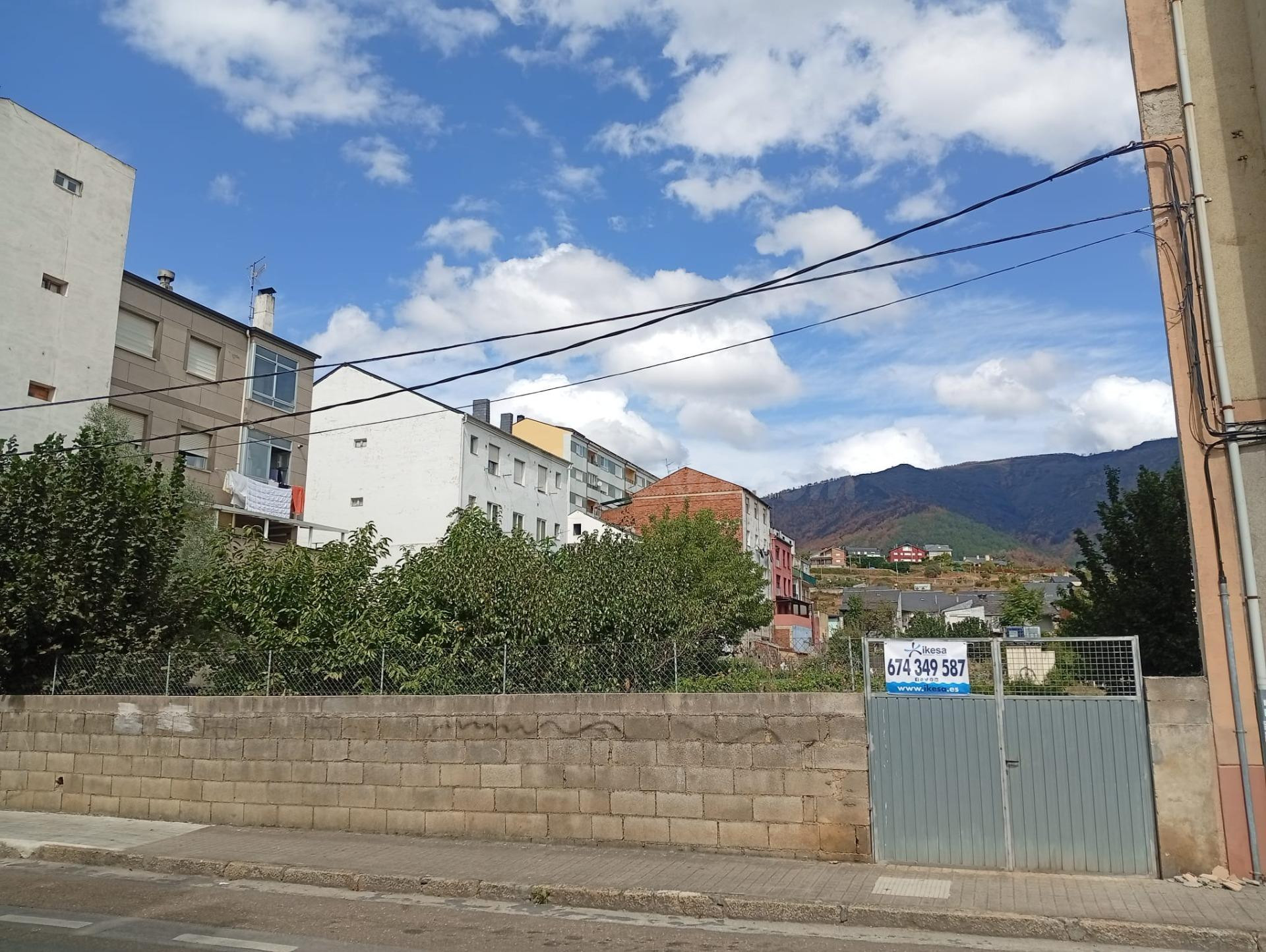 Amplio Terreno Urbano en A Rúa - Oportunidad para Constructo - foto 4