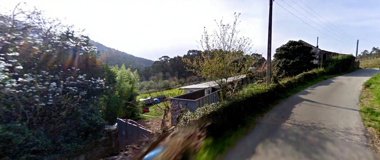 Terreno con edificación en venta en Moaña SIN POSESIÓN