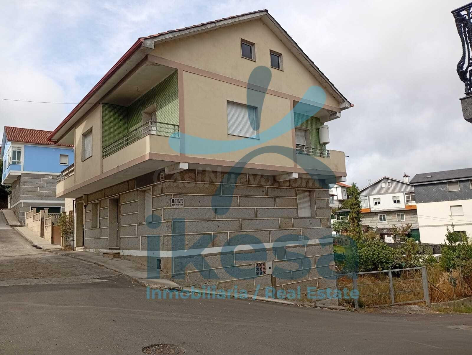 Amplia Casa en San Francisco, Ourense - Oportunidad Única - foto 4