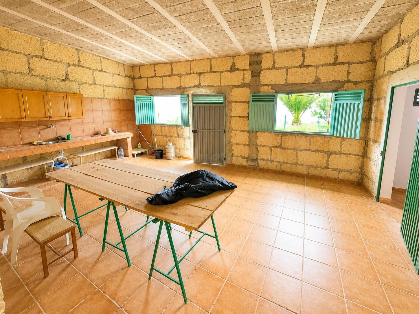 ¡Vive gratis en plena naturaleza! Dos casas registradas en u