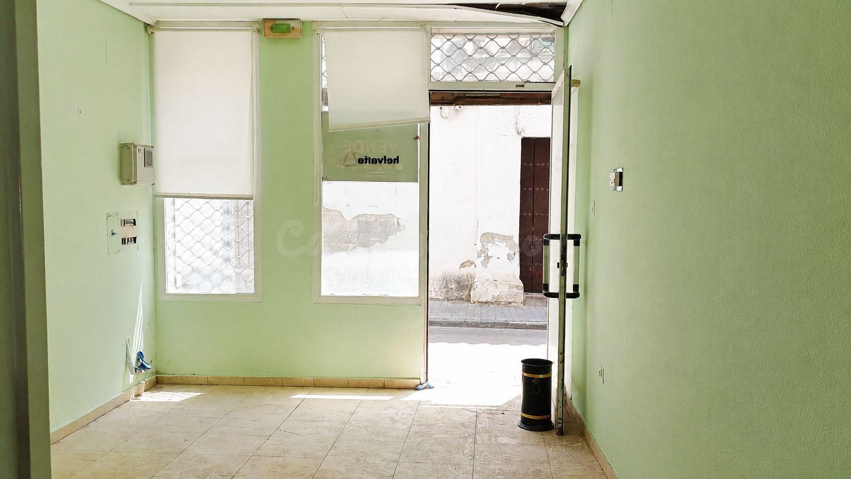 LOCAL COMERCIAL EN PLENO CENTRO, PALMA DEL RIO, CORDOBA. - foto 3