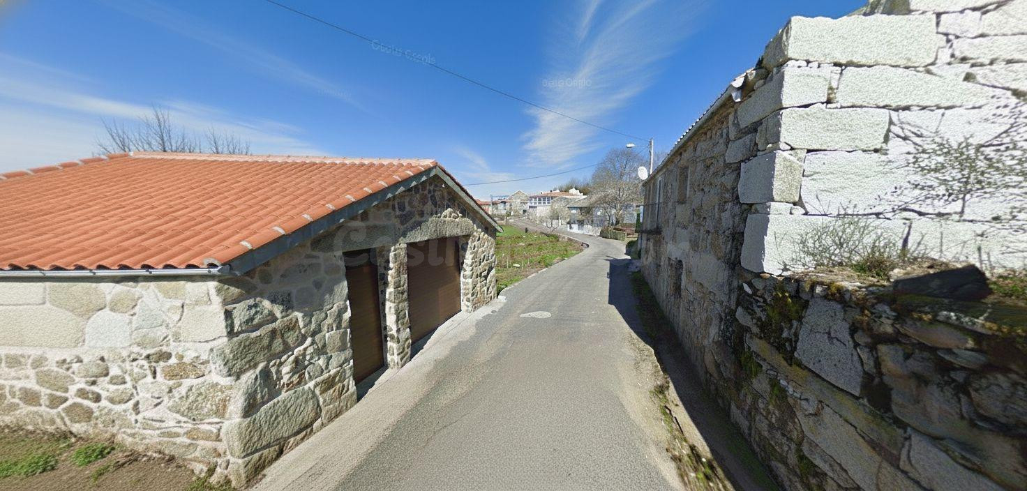 Casa en Venta en Muiños, Galicia - Oportunidad de Inversión