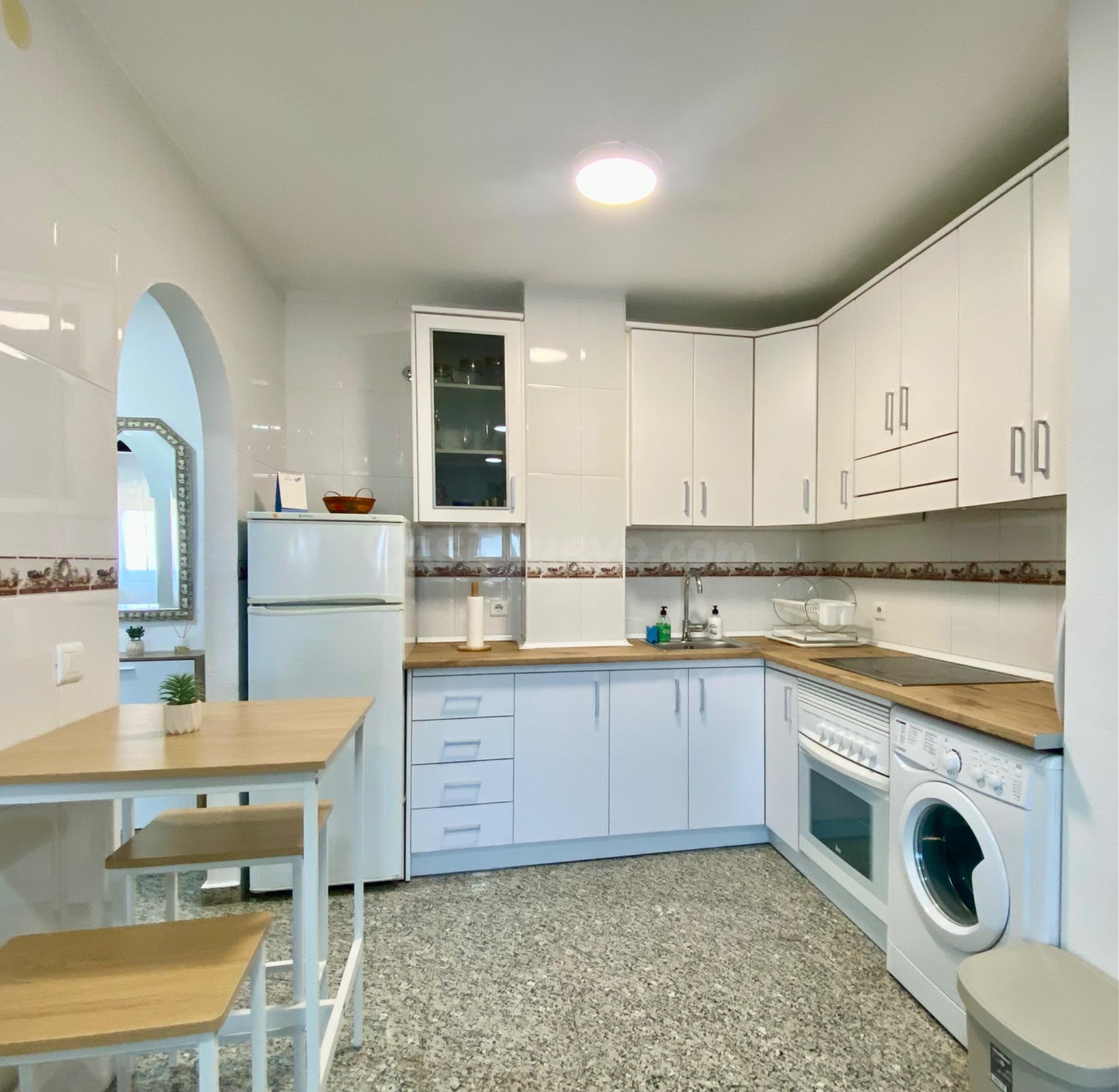 ACOGEDOR APARTAMENTO PARA LARGA TEMPORADA EN FUENGIROLA - foto 4