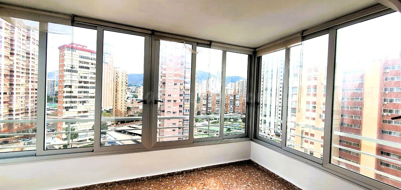 Amplio y Luminoso Piso en venta en Ricón de Loix zona llana, - foto 3