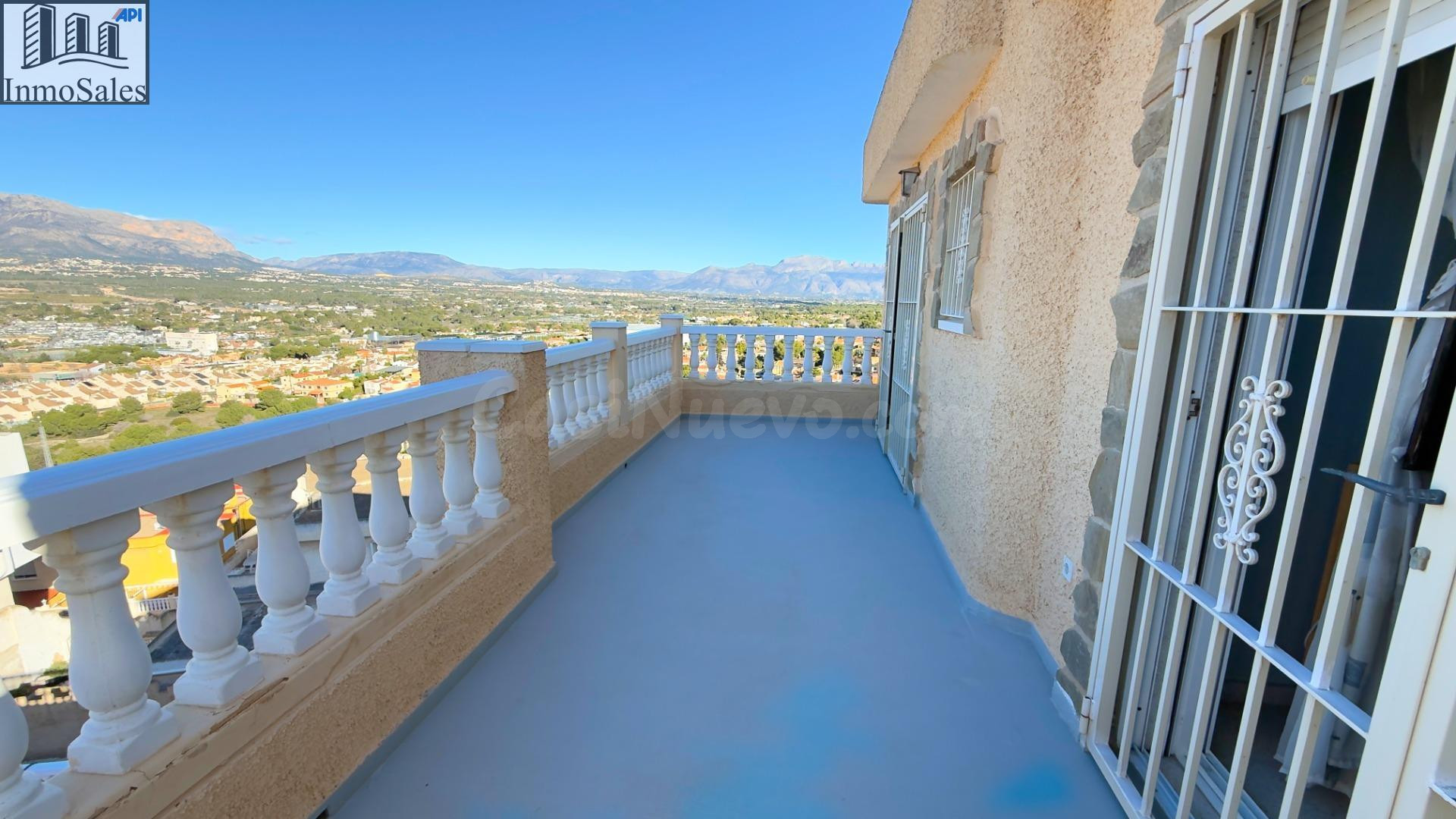Impresionante Chalet en venta con Vista Panorámicas a Benido - foto 3
