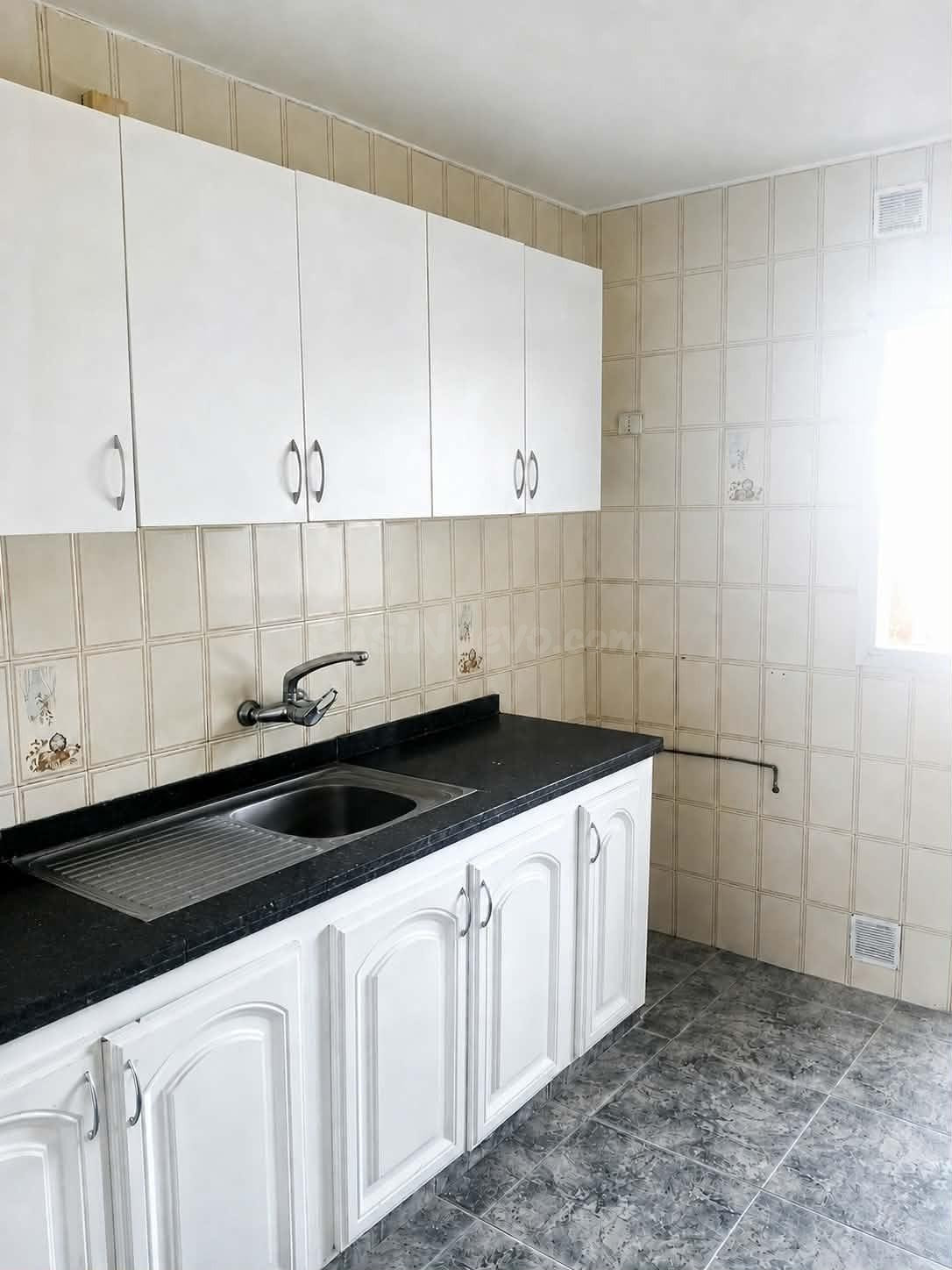 ¡GRAN OPORTUNIDAD! AMPLIO PISO EXTERIOR CON TERRAZA – DERRAM - foto 3