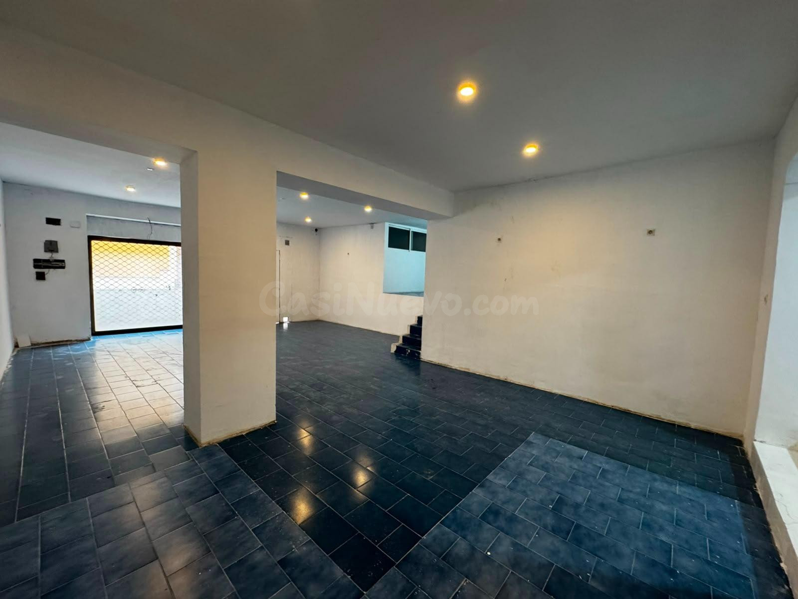 LOCAL COMERCIAL EN CALLE OSARIO, IDEAL CUALQUIER TIPO DE NEG - foto 3