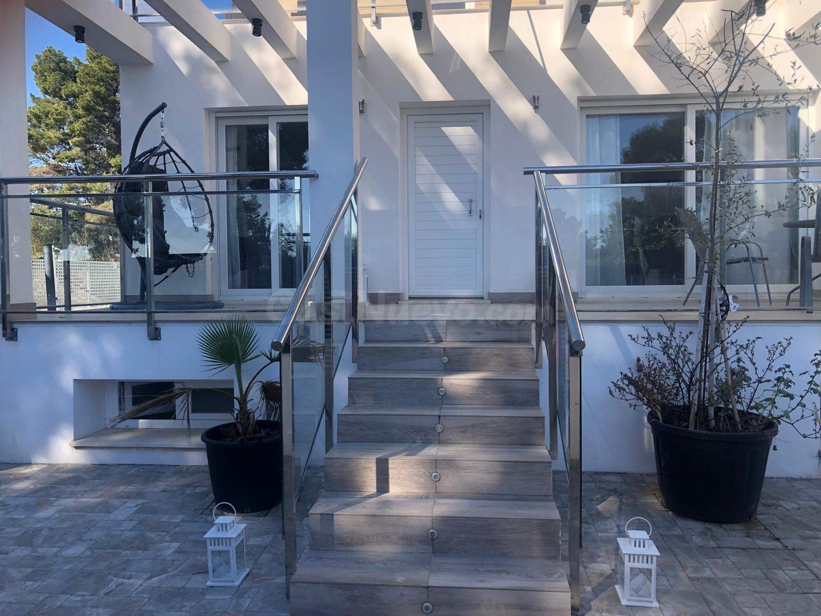 Espectacular Chalet Moderno en La Nucía - foto 5