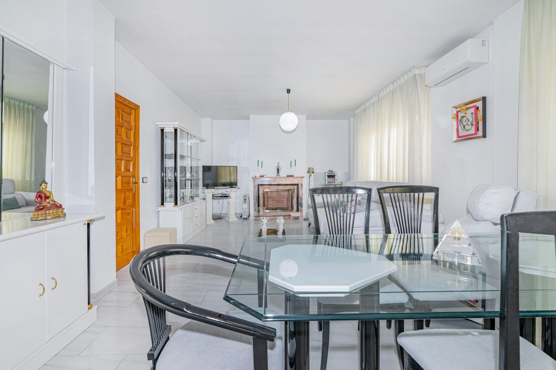 EXCLUSIVA CASA EN VEGAS DEL GENIL - foto 2