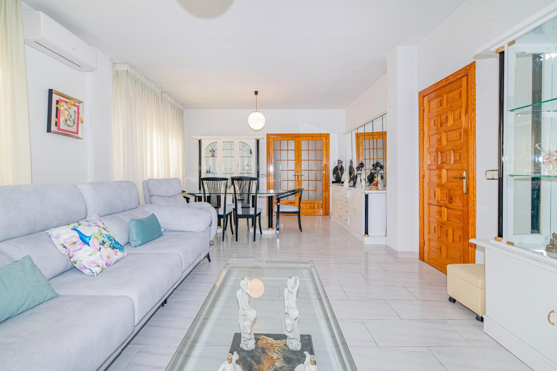 EXCLUSIVA CASA EN VEGAS DEL GENIL - foto 4
