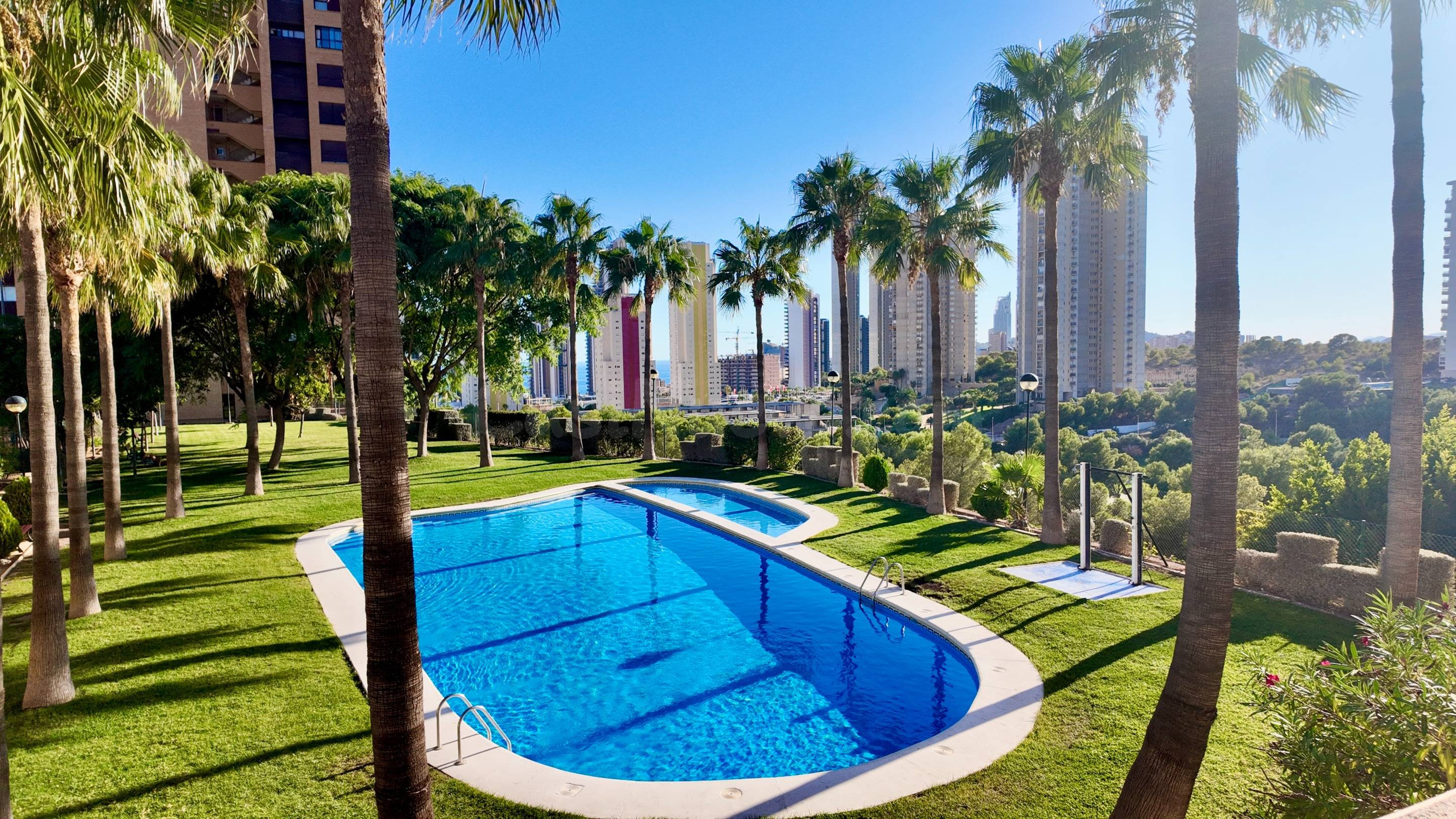 EXCLUSIVO APARTAMENTO EN VENTA EN BENIDORM – COSTA BLANCA