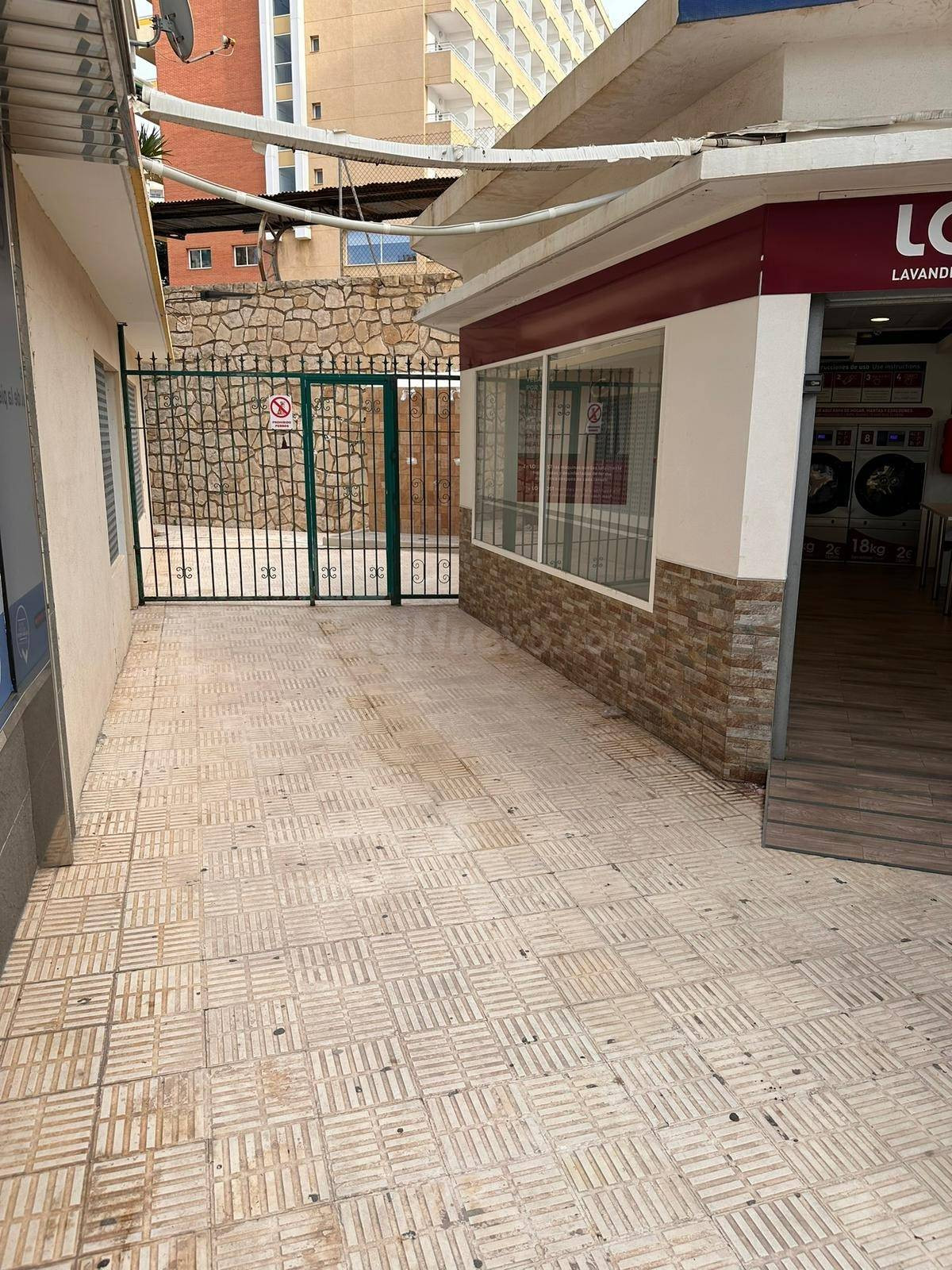 Local en venta en Benidorm - foto 5