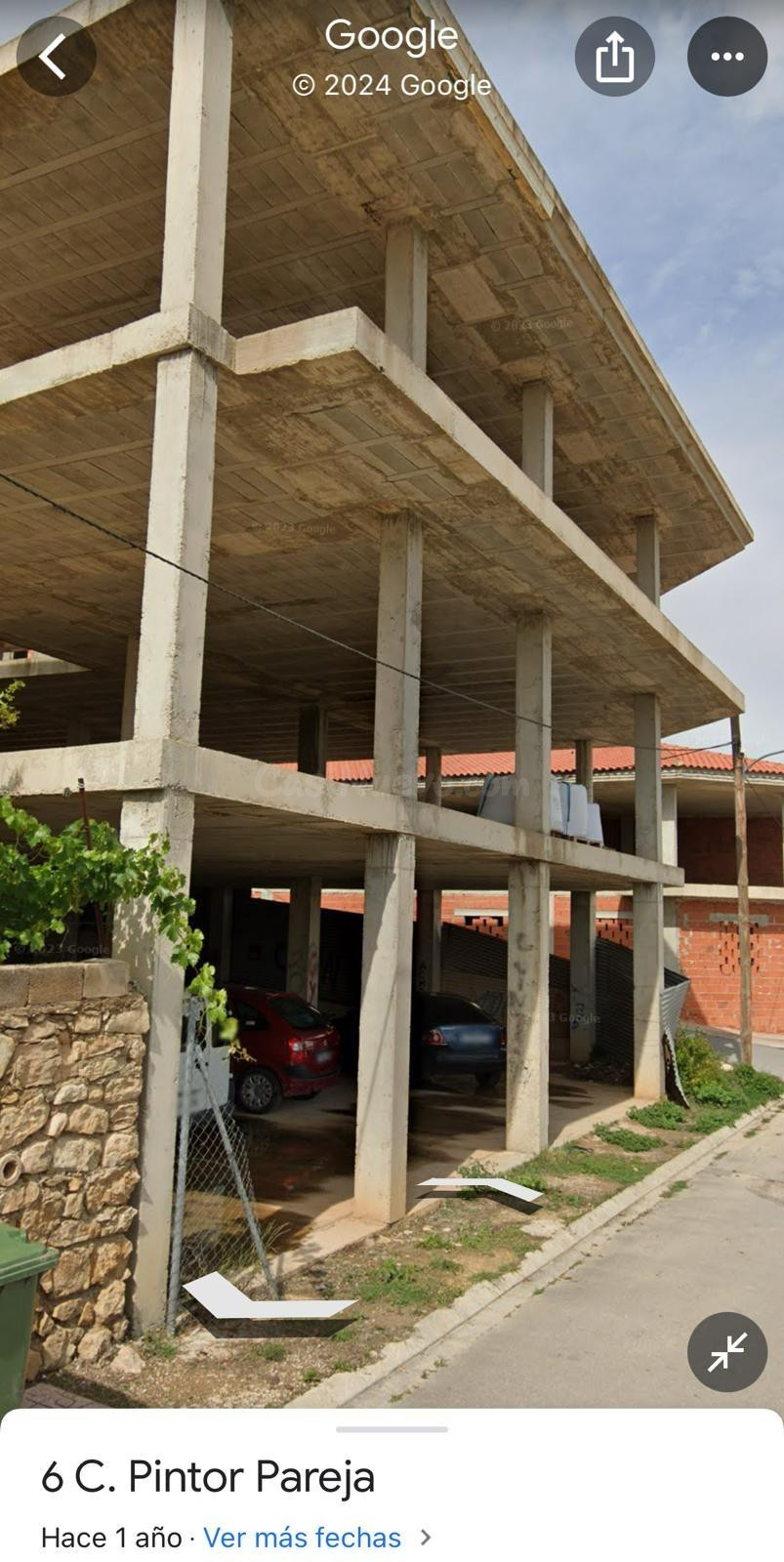 SE VENDE SOLAR Y EXTRUCTURA PARA HACER UN EDIFICIO EN SOCOVO - foto 2