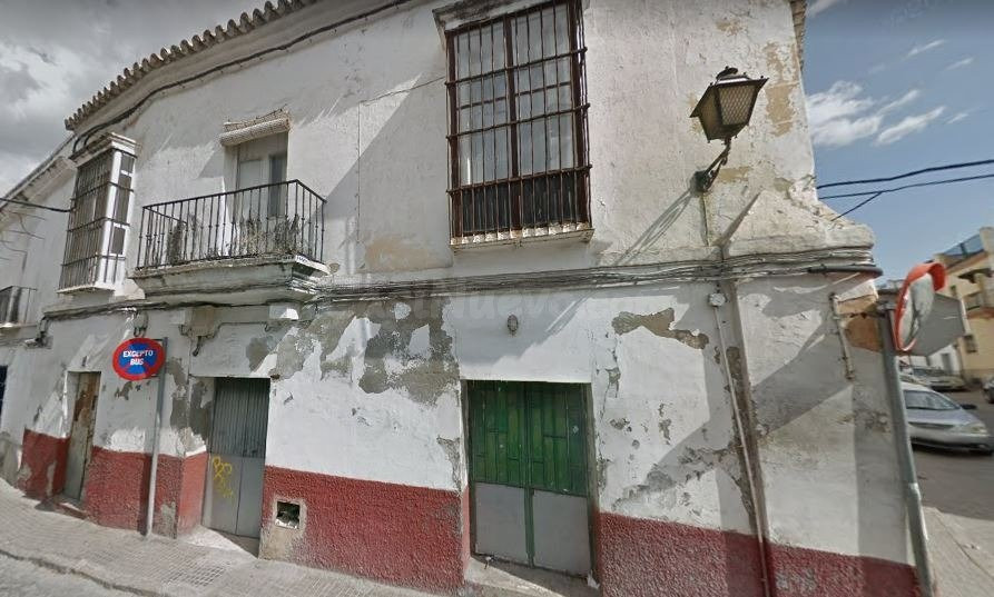 Casa 430m² en venta - Barrio Alto - foto 2