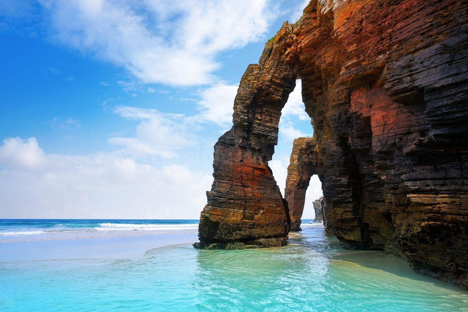 A ESTRENAR JUNTO AL MAR