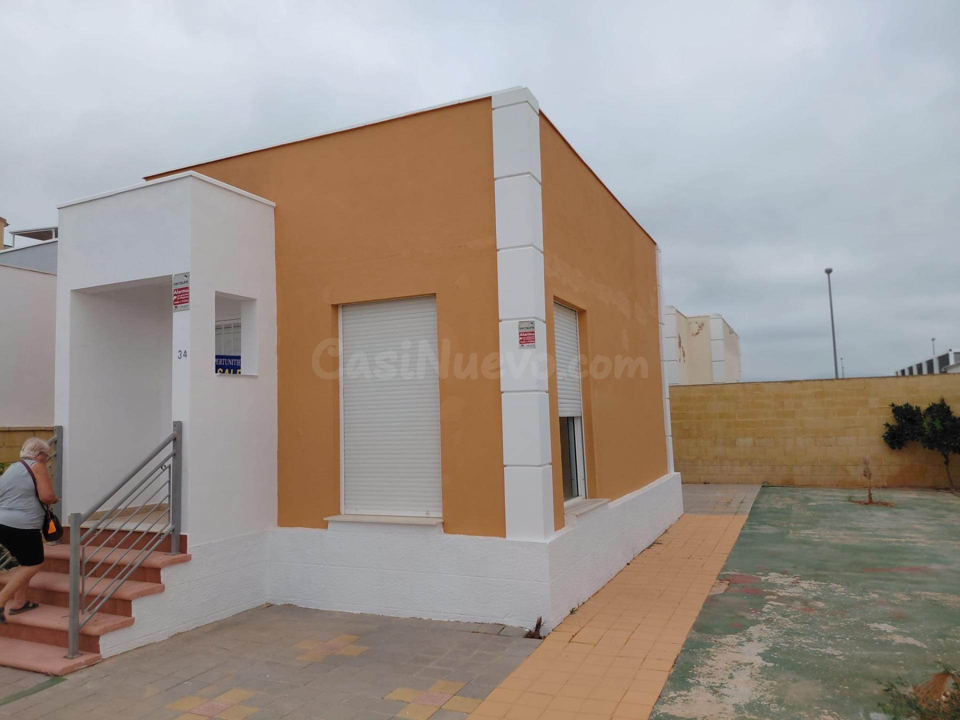 SE VENDE CHALET EN SIERRA GOLF - foto 2