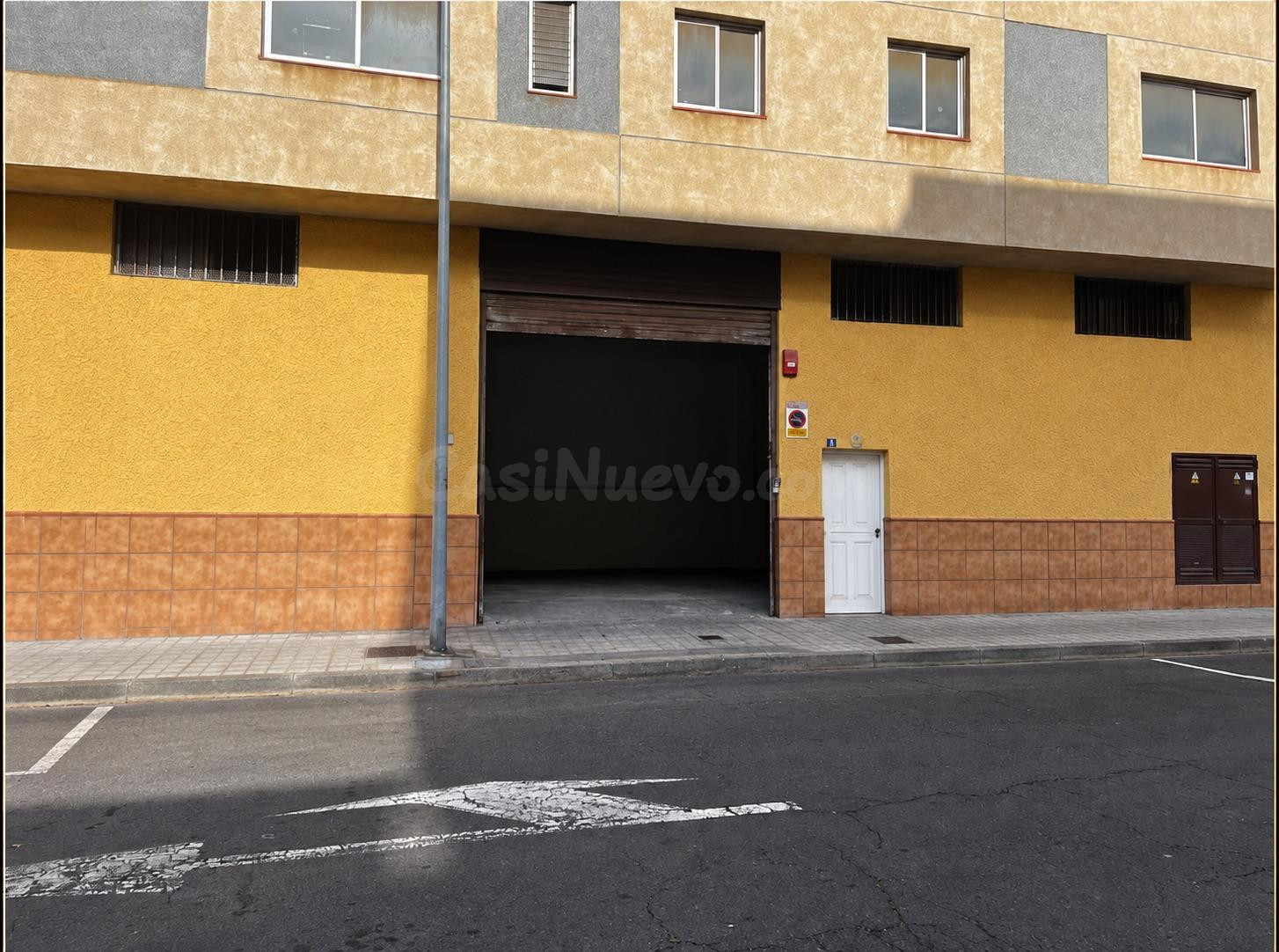 LOCAL COMERCIAL EN VENTA - - foto 2