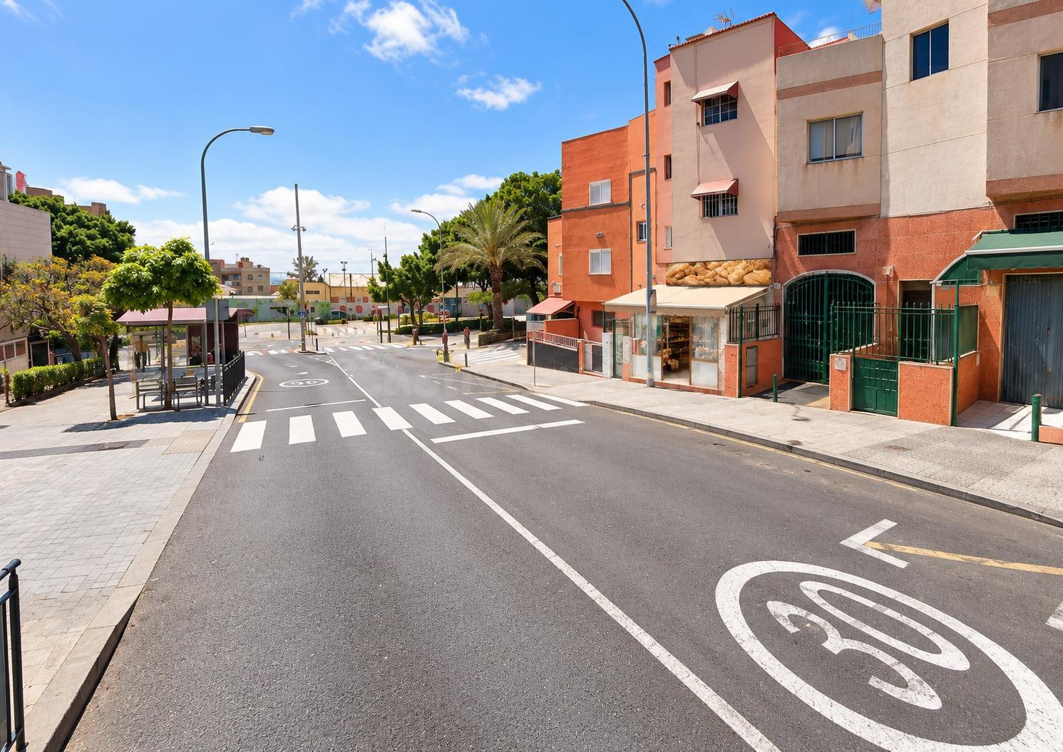 LOCAL COMERCIAL EN VENTA EN LOS PRÍNCIPES (S/C DE TENERIFE) - foto 2