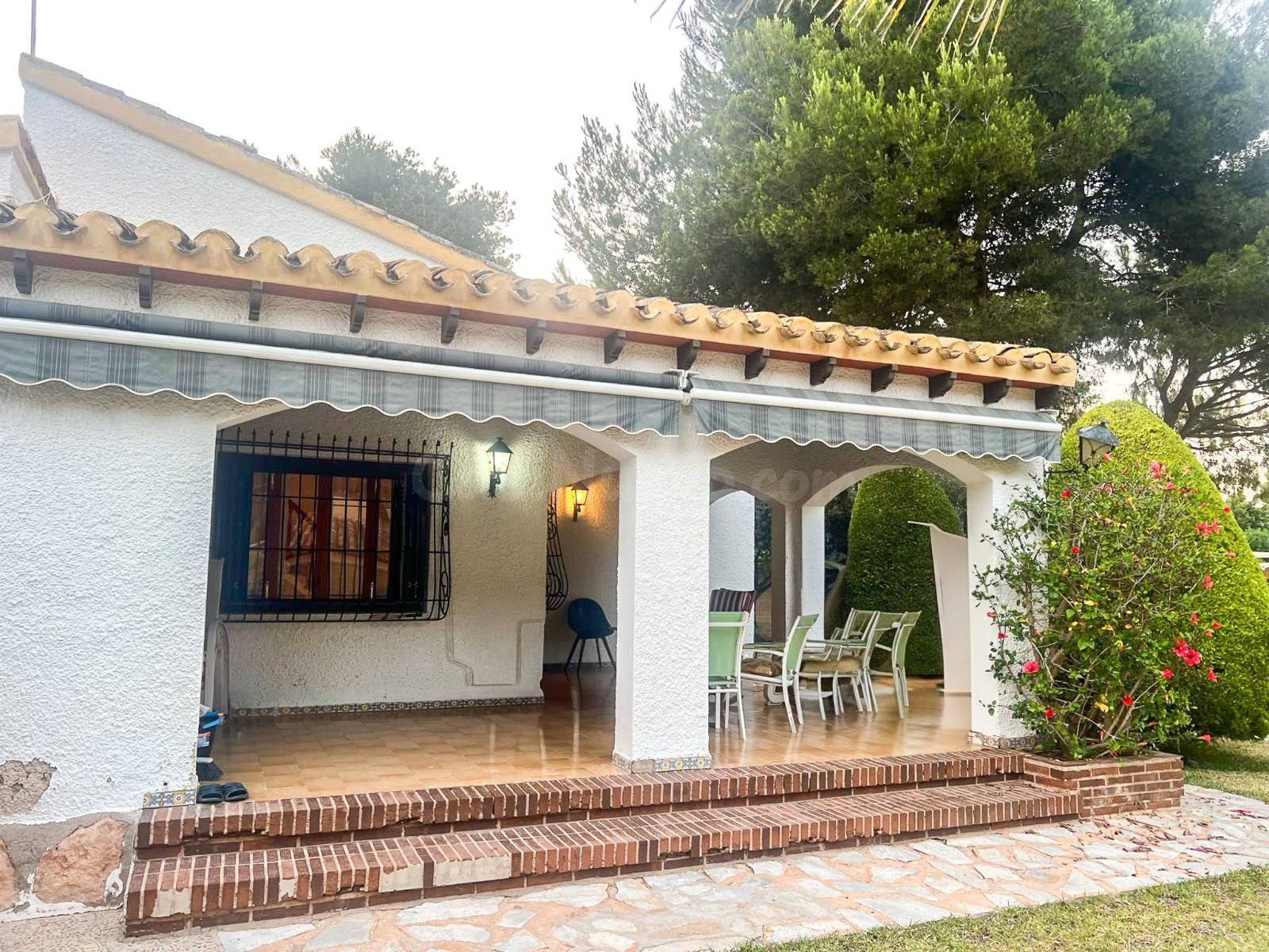 Magnífica villa (174 m2) construido en 1979 en 808 m2 parcel