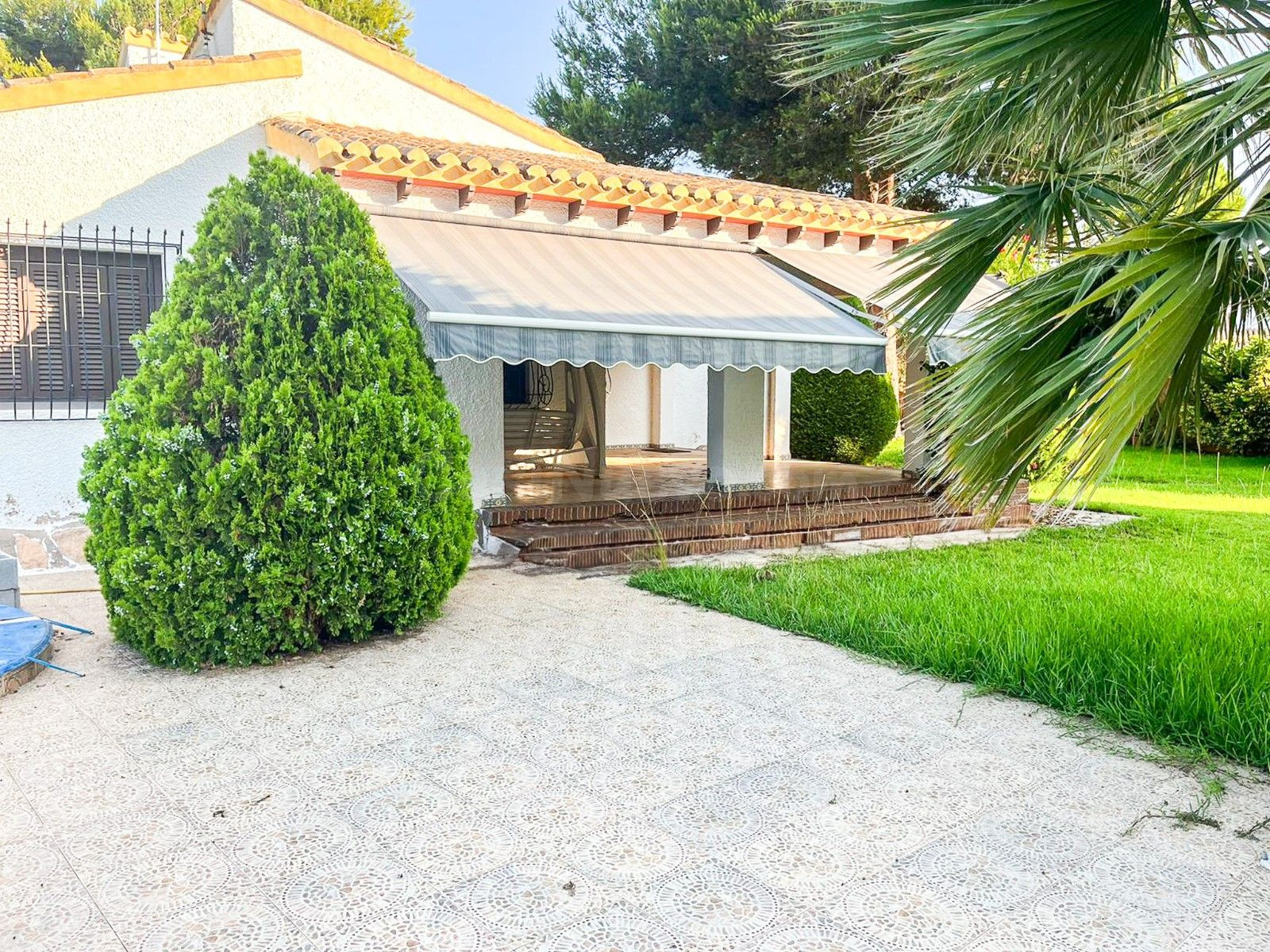 Magnífica villa (174 m2) construido en 1979 en 808 m2 parcel - foto 2