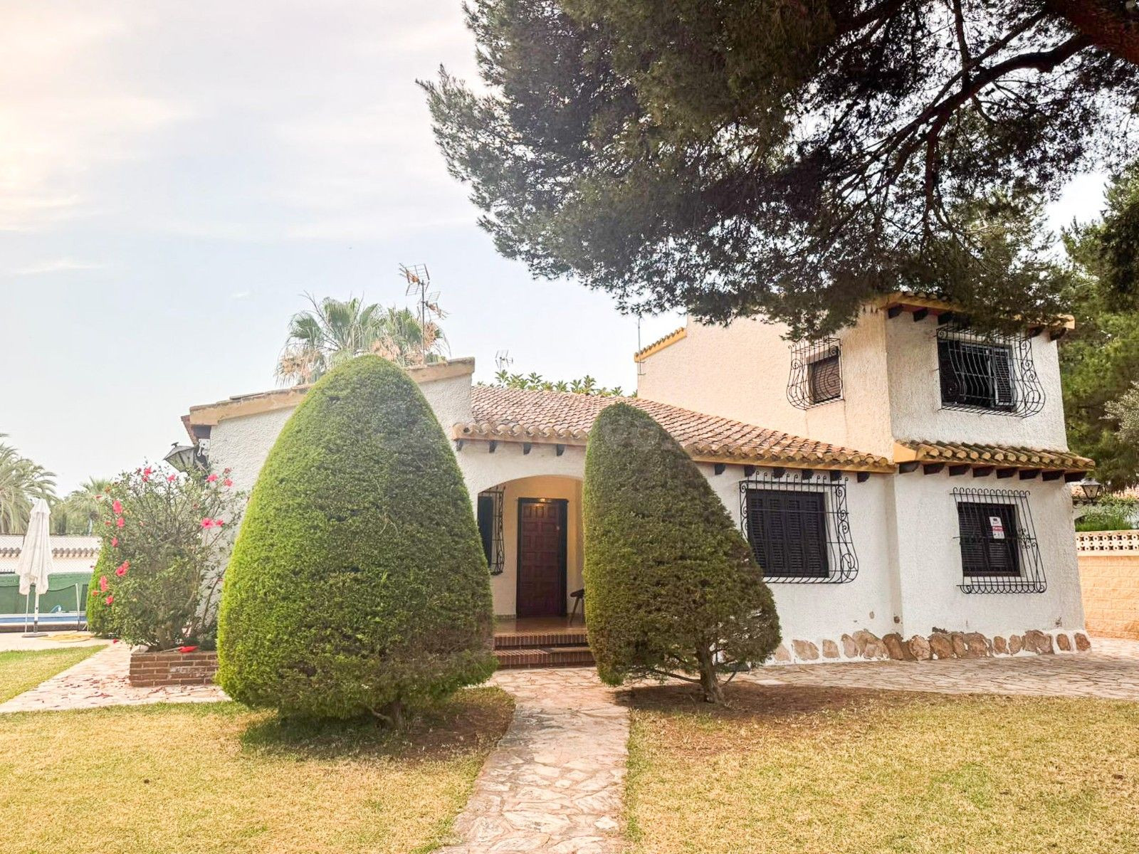 Magnífica villa (174 m2) construido en 1979 en 808 m2 parcel - foto 4