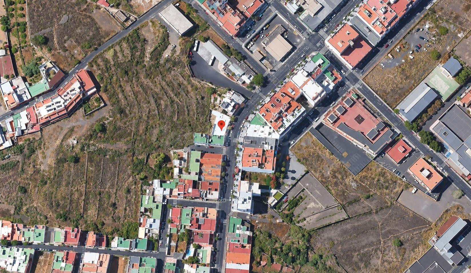 Oportunidad de Inversión - Local Alquilado en Venta en Guima - foto 5
