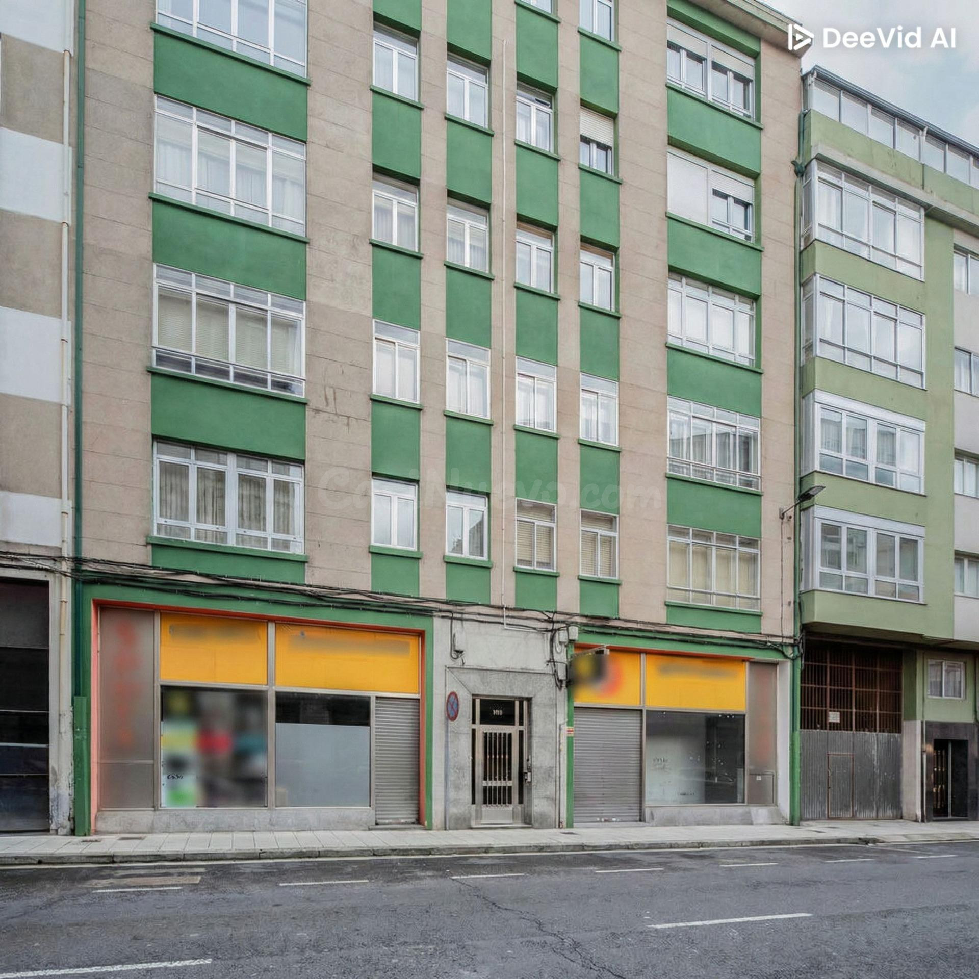 AMPLIO LOCAL EN VENTA EN LUGO - foto 2