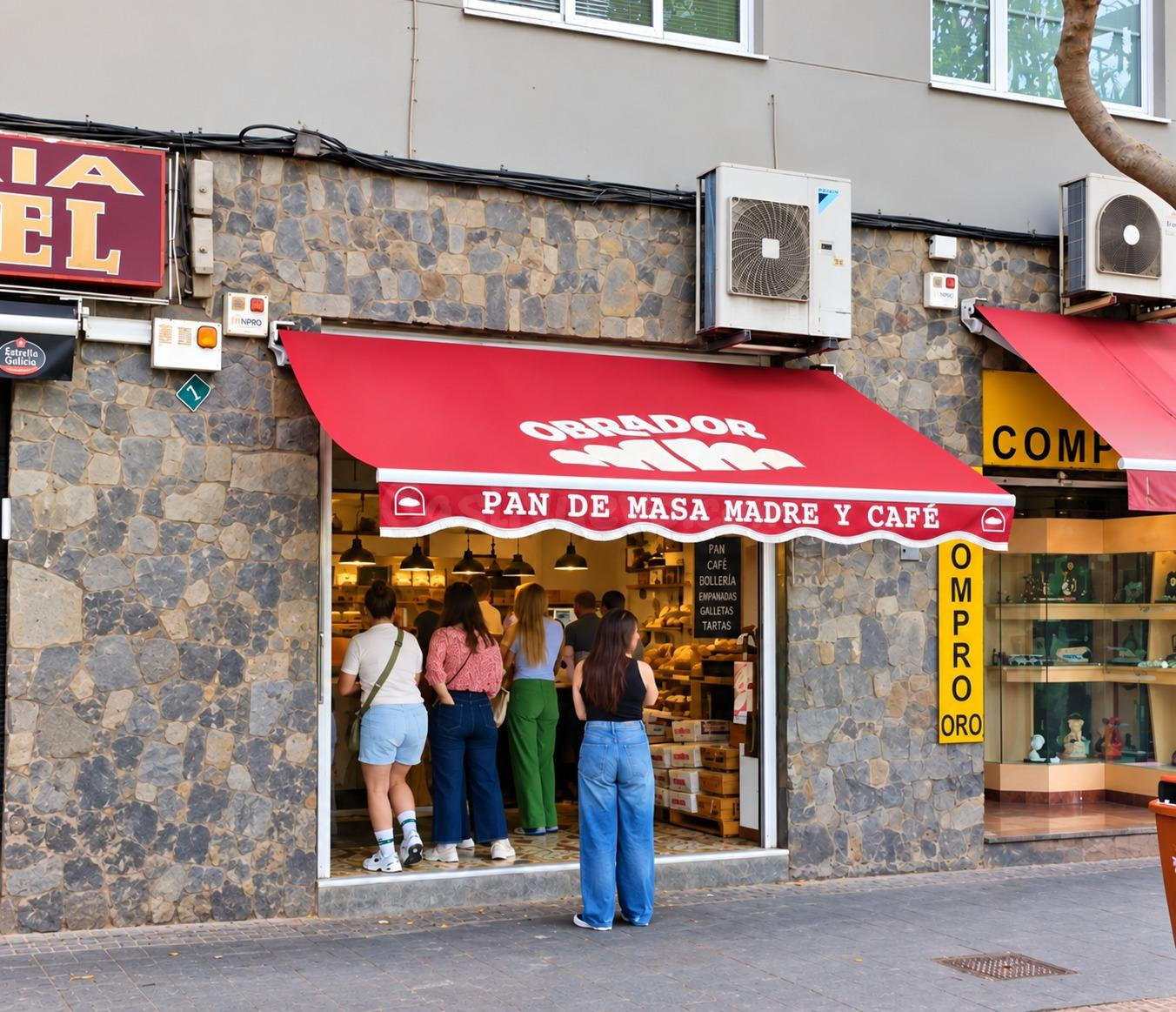 Oportunidad de Inversión / Local Comercial con Inquilino a l