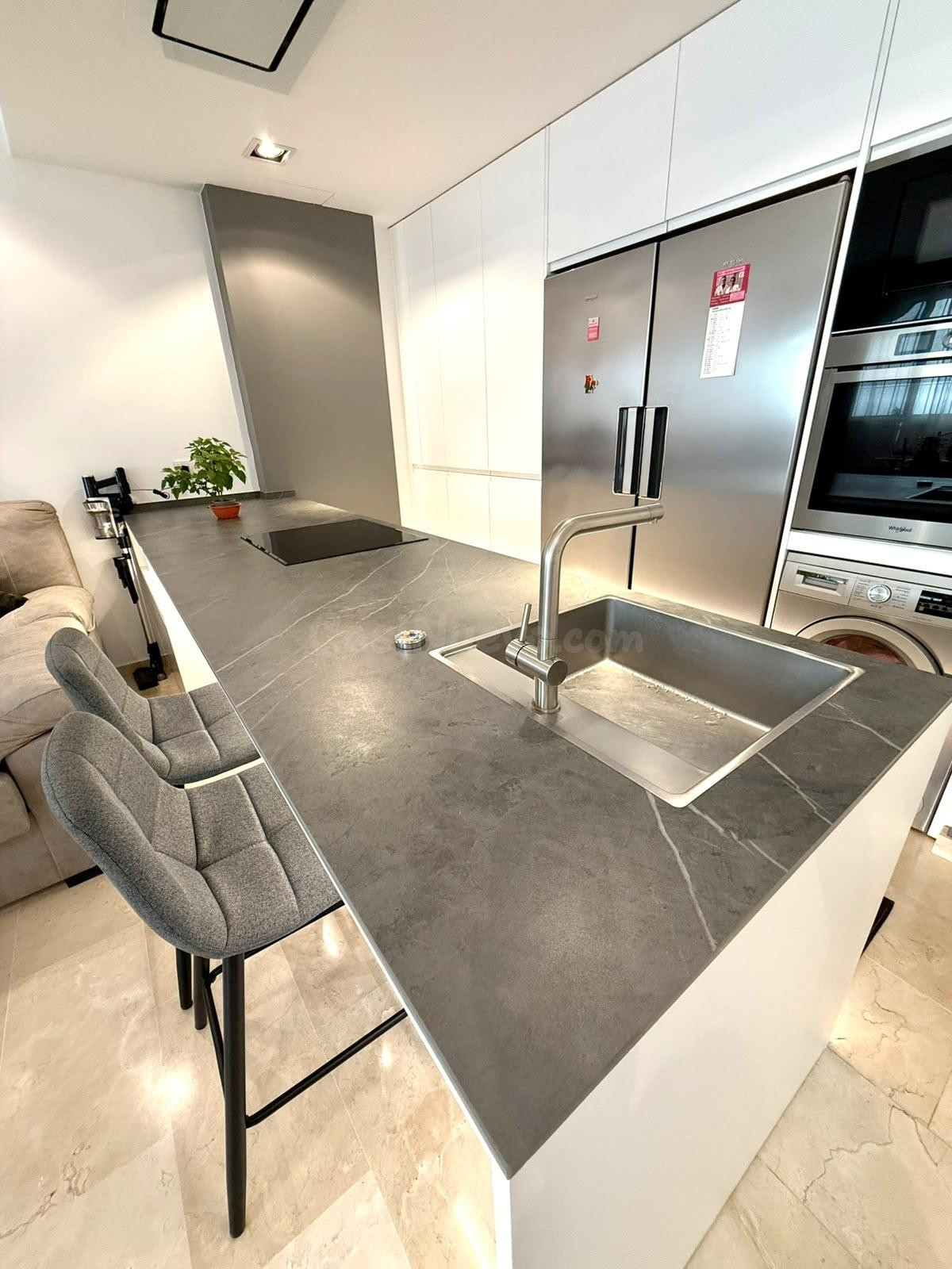 Vivienda Moderna en el Corazón de Sanlúcar - Oportunidad Úni - foto 3